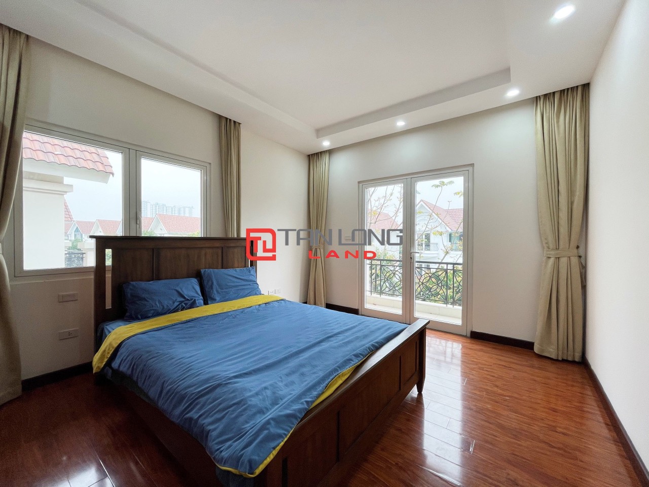 5 Bedrooms Duplex Villa for Rent with Reasonable Price in Vinhomes Riverside Long Bien 15