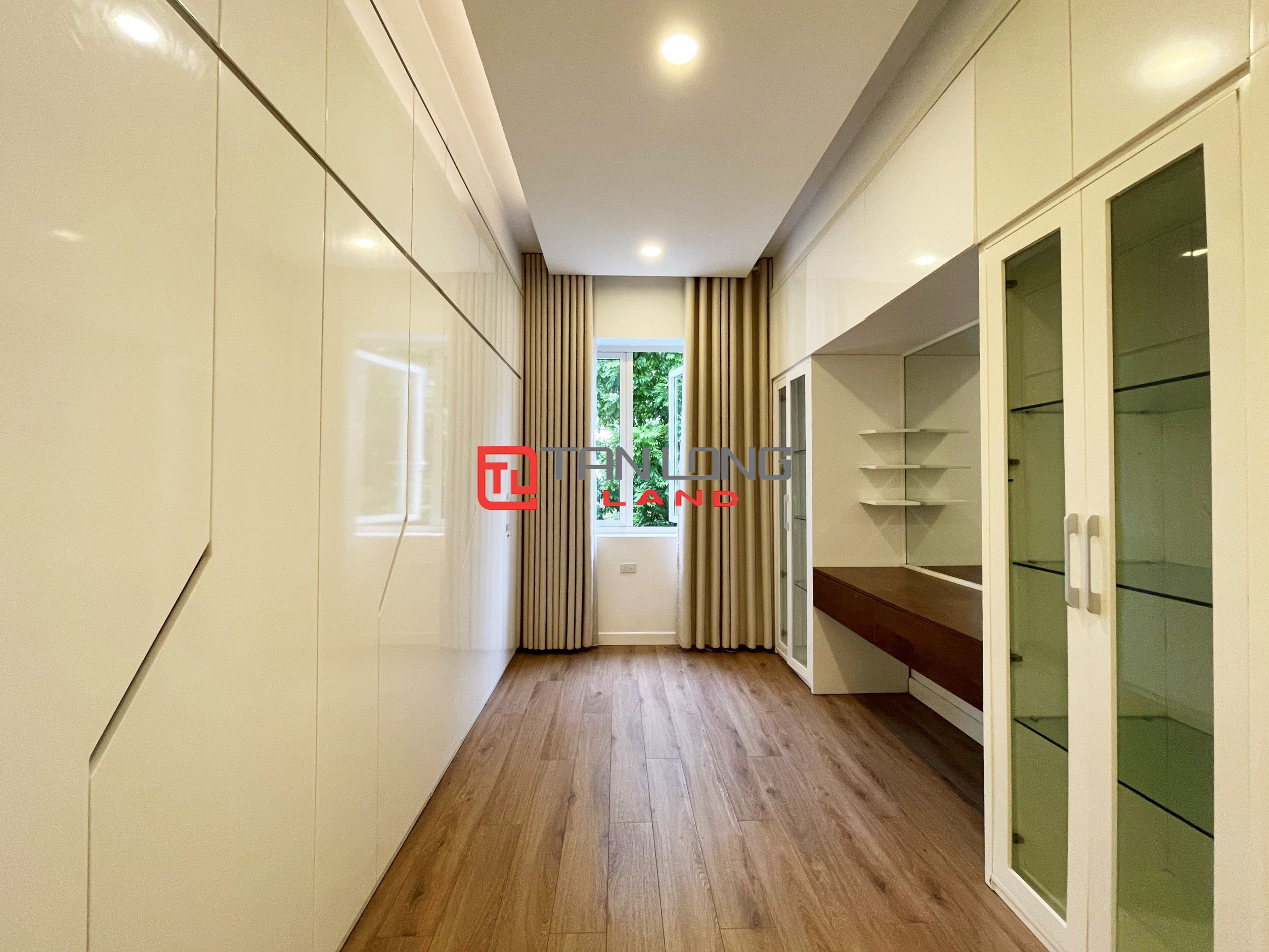 Duplex Villa for rent with Full Furniture Cheap Price in Vinhomes Riverside Long Bien 6