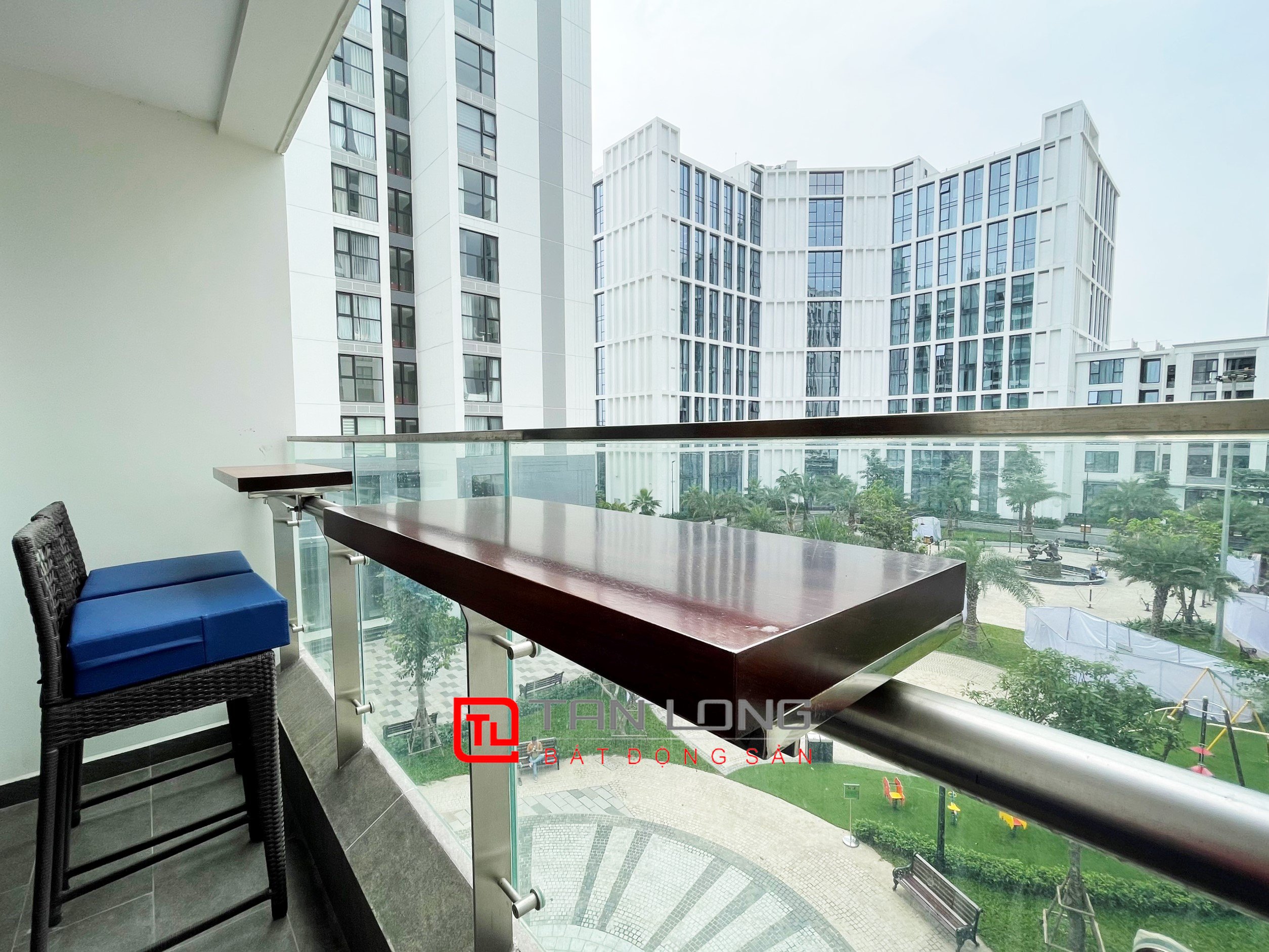 North Balcony S6A Low-rise Apartment for sale at Vinhomes Symphony Long Bien 16