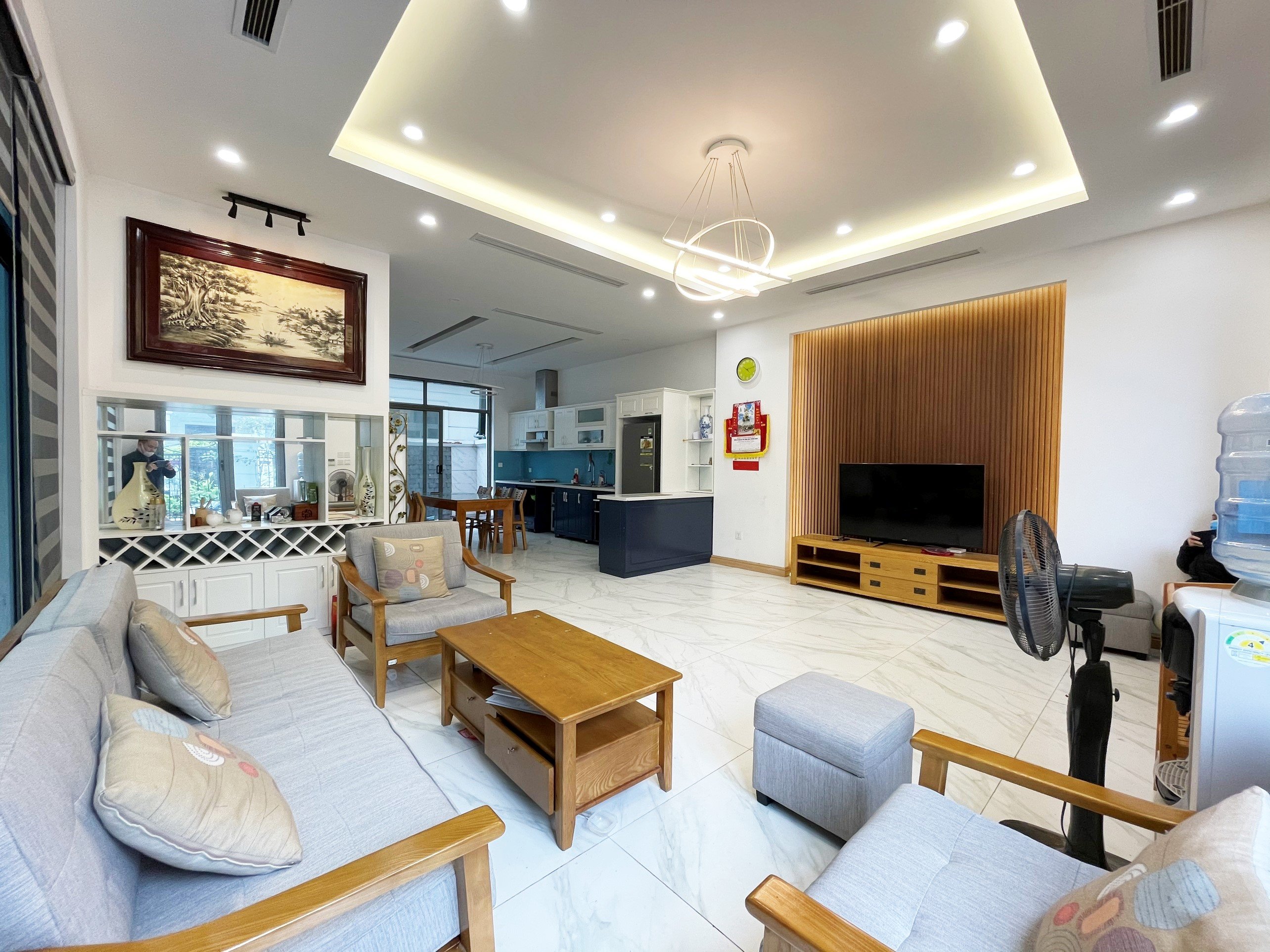 Luxury Villa in Hanoi Vinhomes Riverside The Harmony full furniture for rent in Nguyet Que