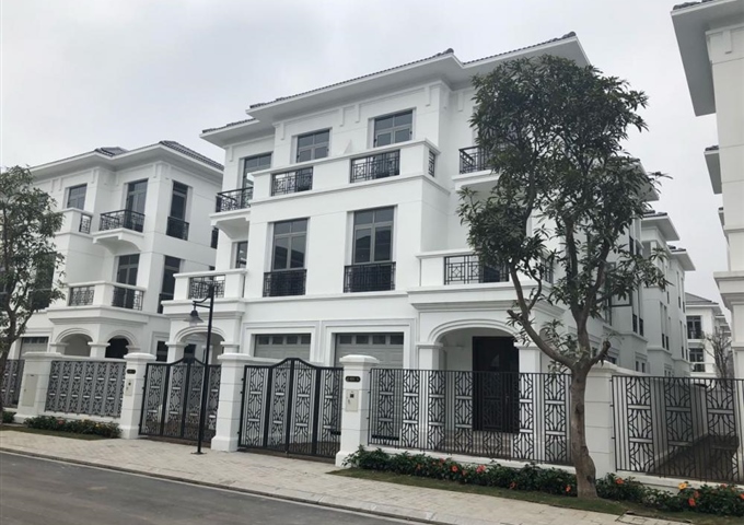 Well-located villa for rent in Vinhomes The Harmony Phong Lan