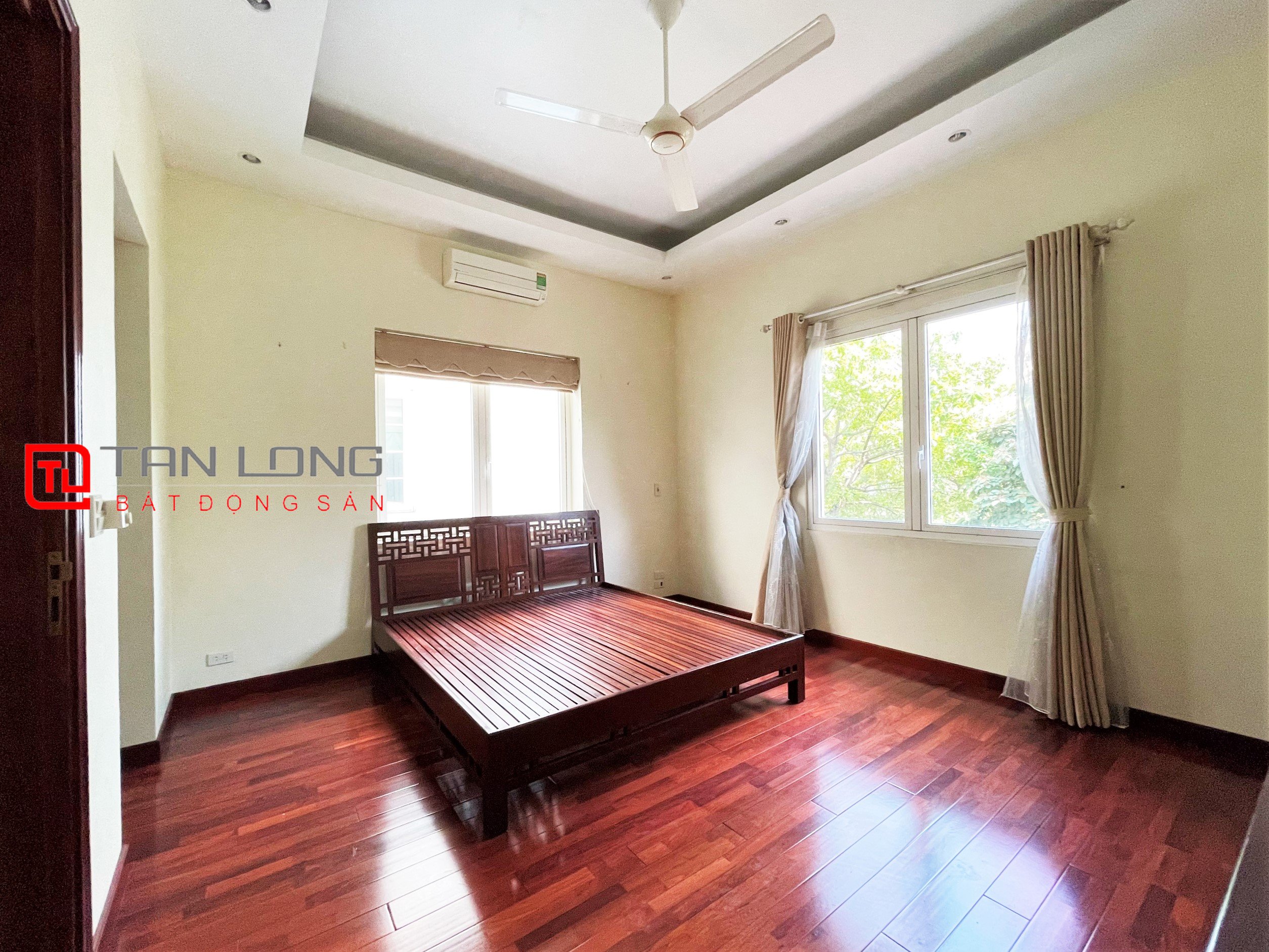 Villa for rent Hoa Sua near BIS International School at Vinhomes Riverside Long Bien 8