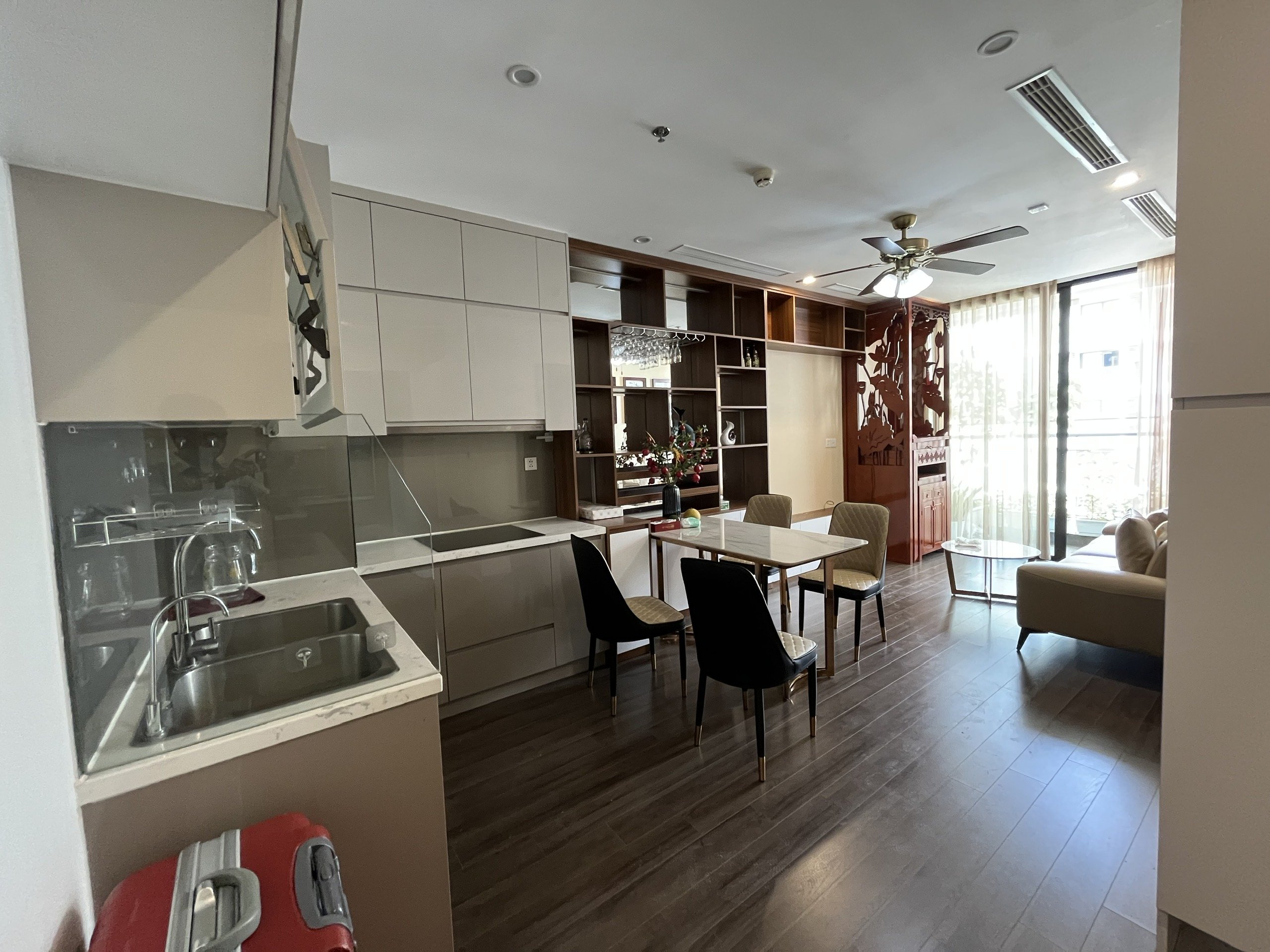 2 Bedroom Apartment for rent with full furniture of S6B building at Vinhomes Symphony 4