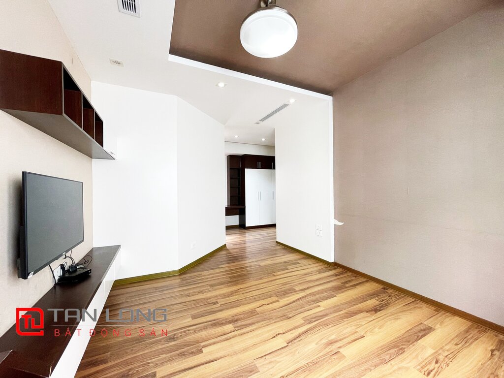 200sqm Villa for rent in Vinhomes Riverside Long Bien 12