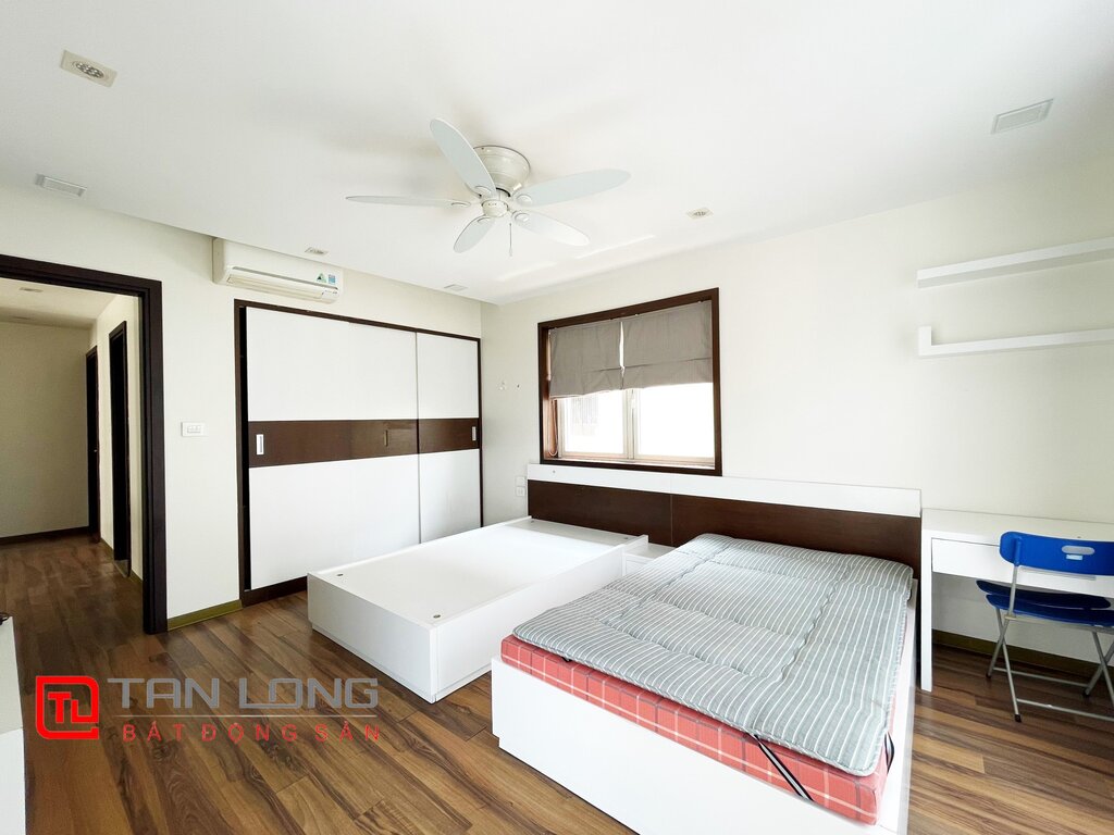200sqm Villa for rent in Vinhomes Riverside Long Bien 15
