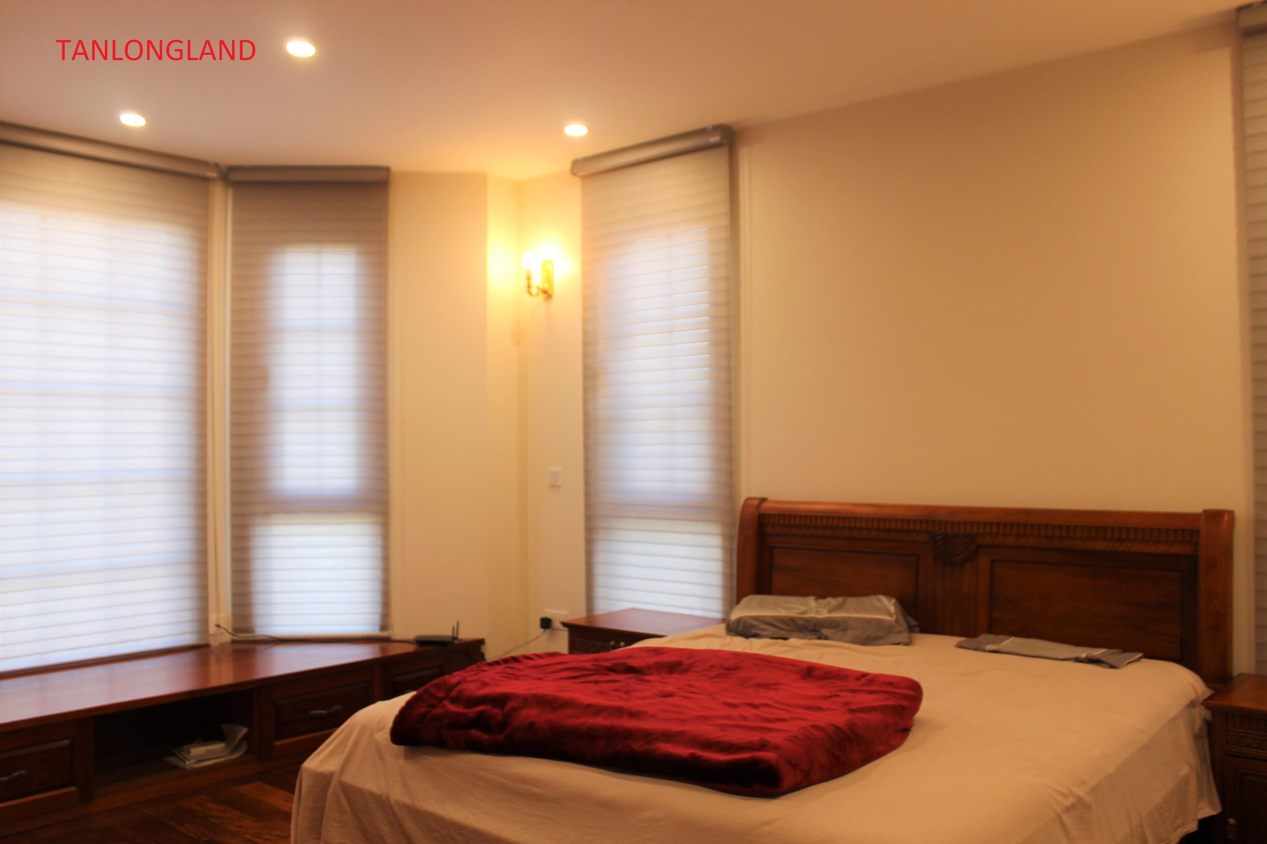 3 bedroom - 252sqm villas for rent in Vinhomes Riverside, Long Bien 9