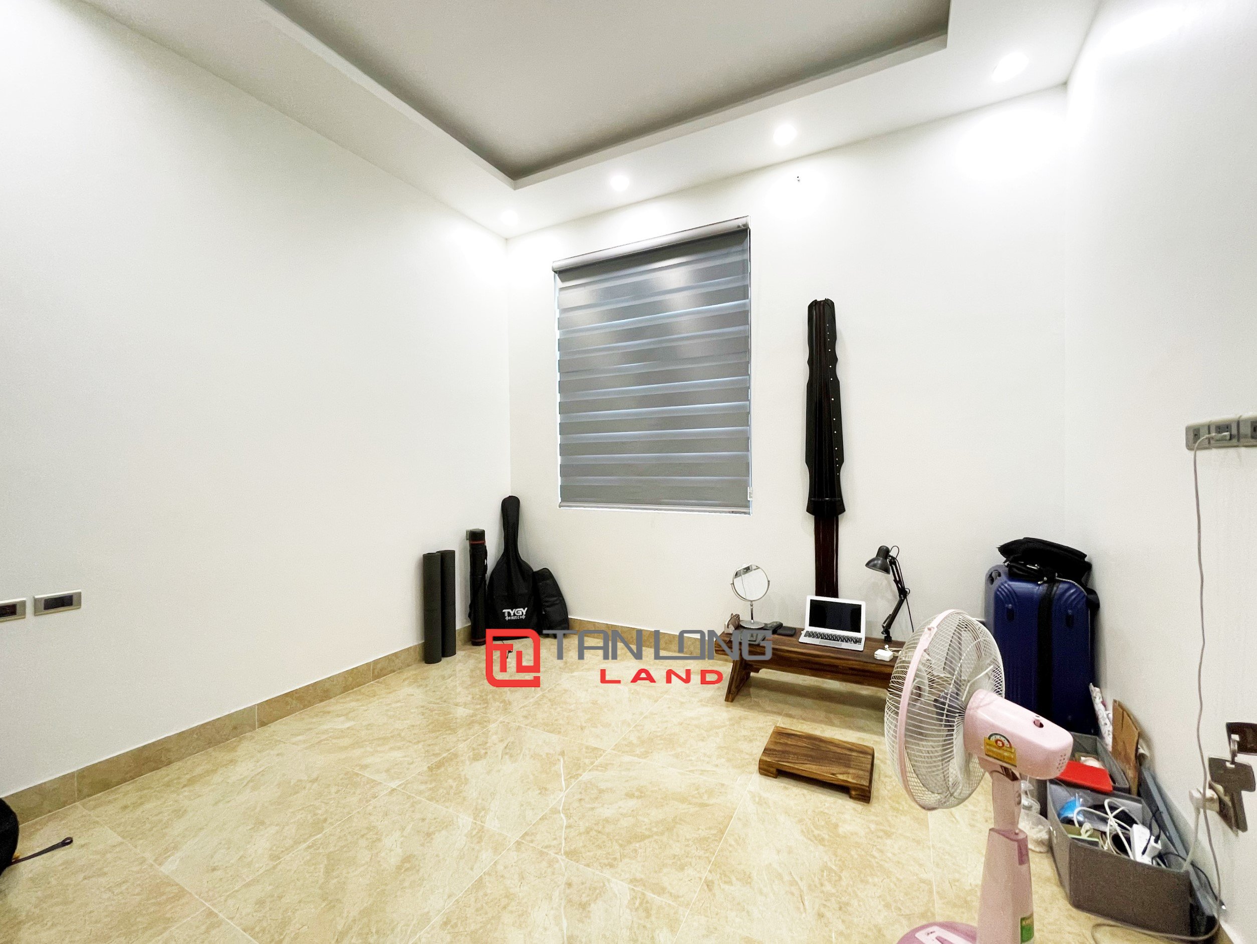 3 Bedroom Semi-Detached Villa for rent at VND 29 million/month at Vinhomes The Harmony 7