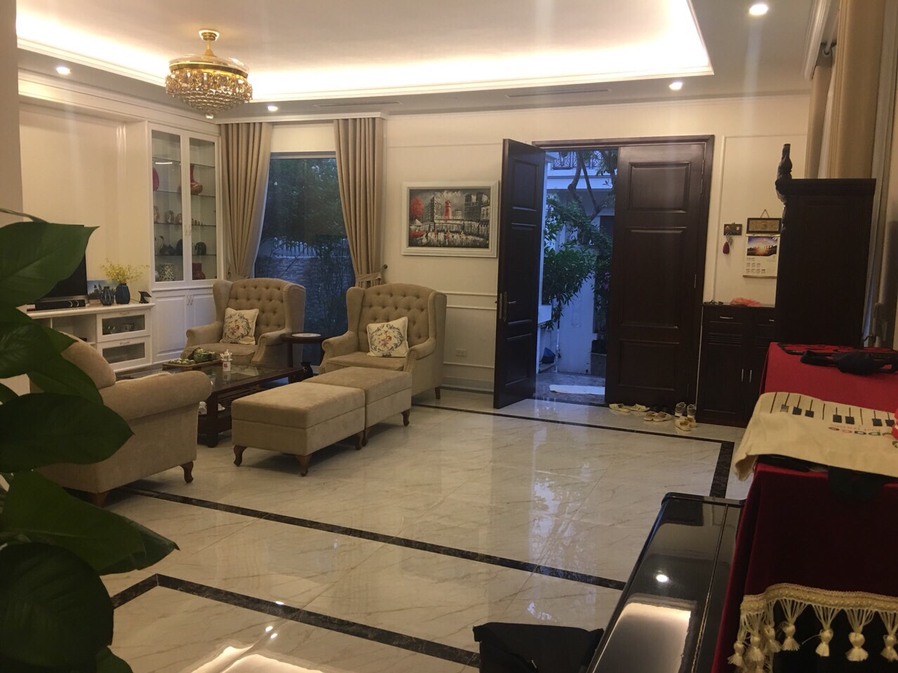 3 Br / 168m2 villa nearby BIS school, modern and bright 2