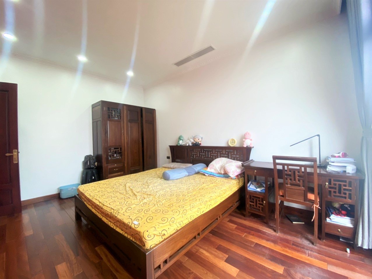4 Bathrooms Nearby Villa for sale in Vinhomes The Harmony 4