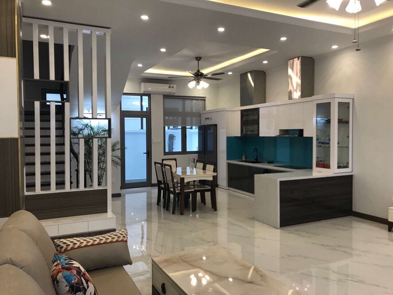 Villa For Rent In Vinhomes The Harmony Modern Interior