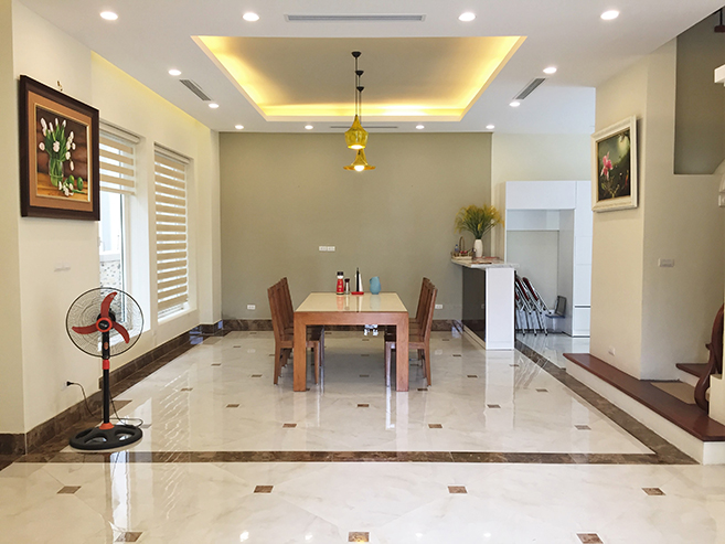 4 bedroom villa for rent on Hoa Phuong, Vinhomes Riverside 3