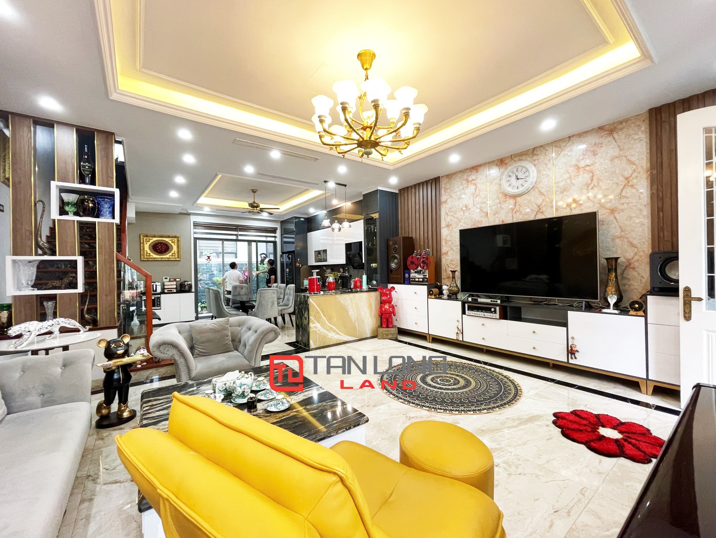 4 Bedrooms Adjacent Villa for rent near Vinschool at Vinhomes The Harmony 3