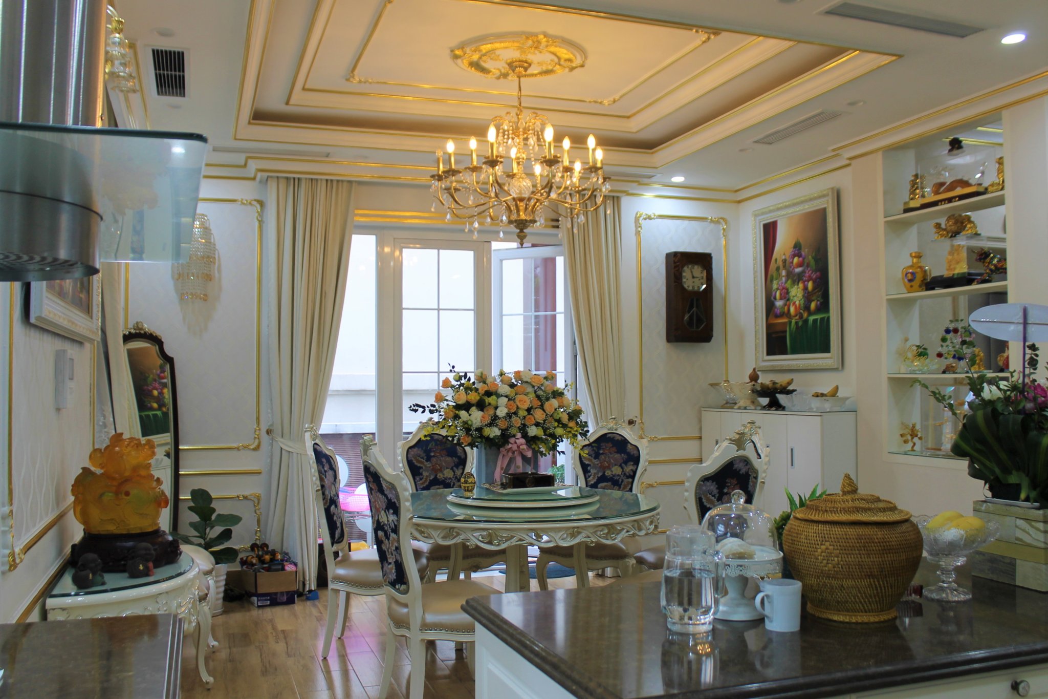 A Charming Detached Villa close to BIS for sale in Vinhomes Riverside 3