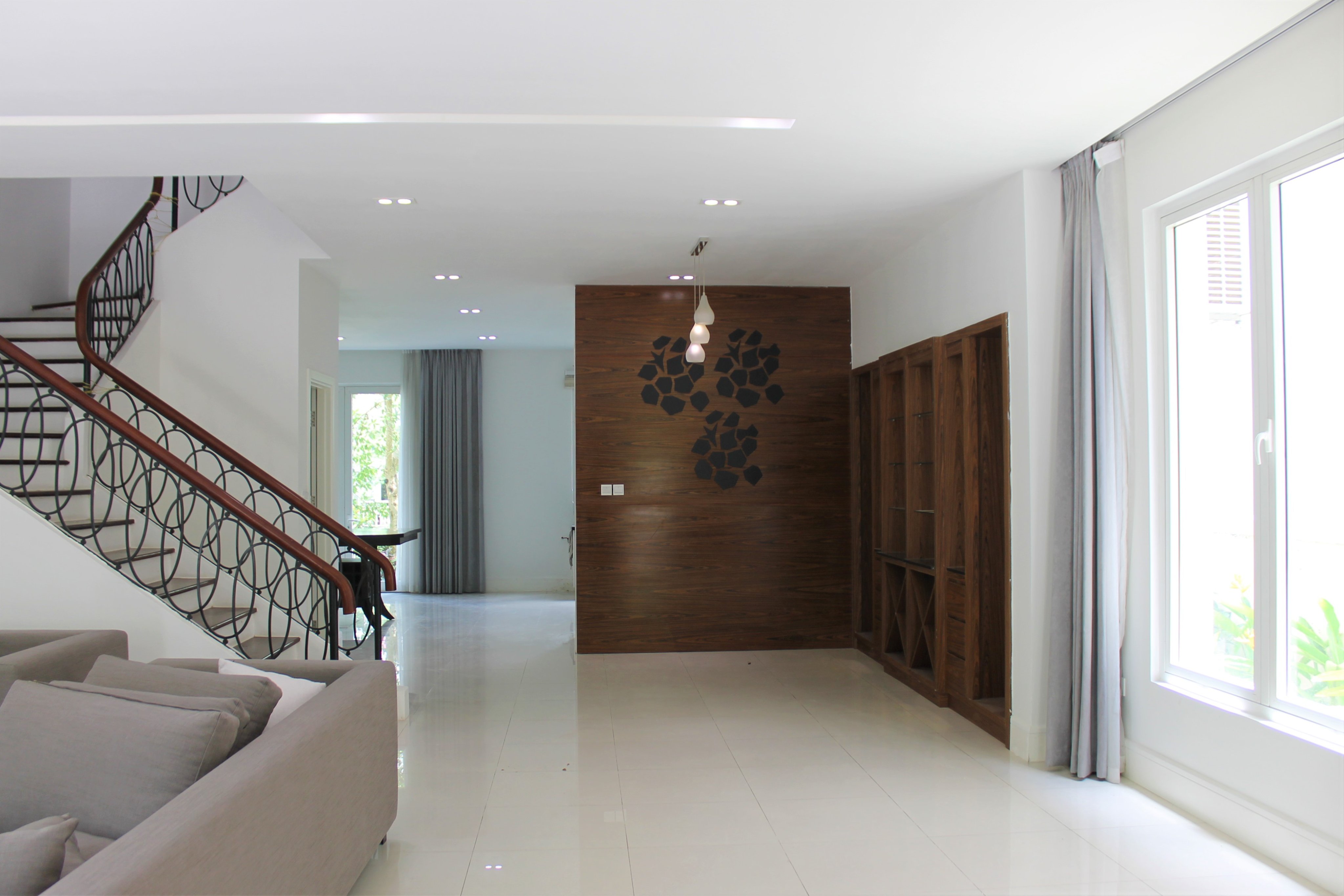 A duplex villa for rent with fully basic furnished - Golf Course and BIS nearby 4