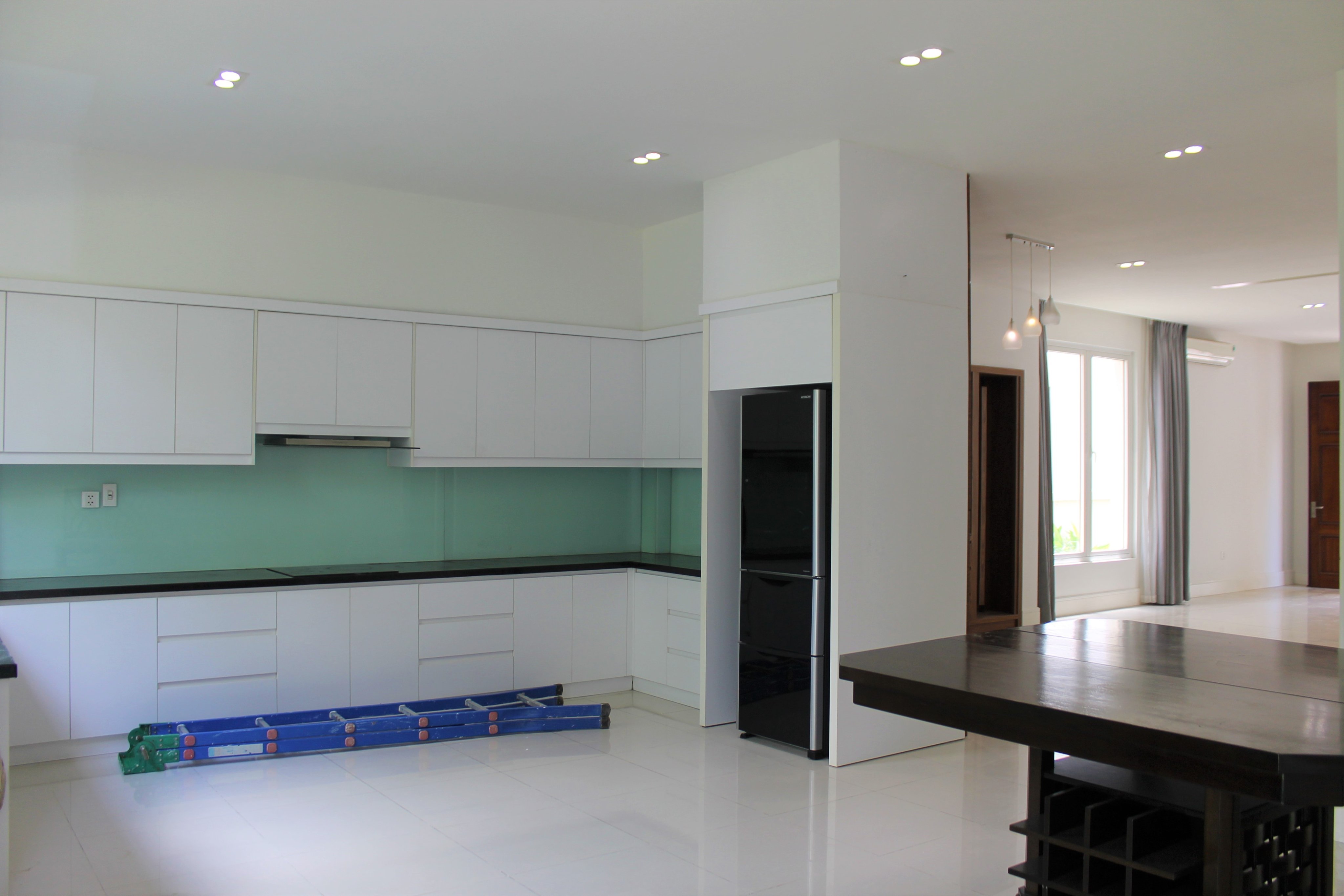 A duplex villa for rent with fully basic furnished - Golf Course and BIS nearby 5