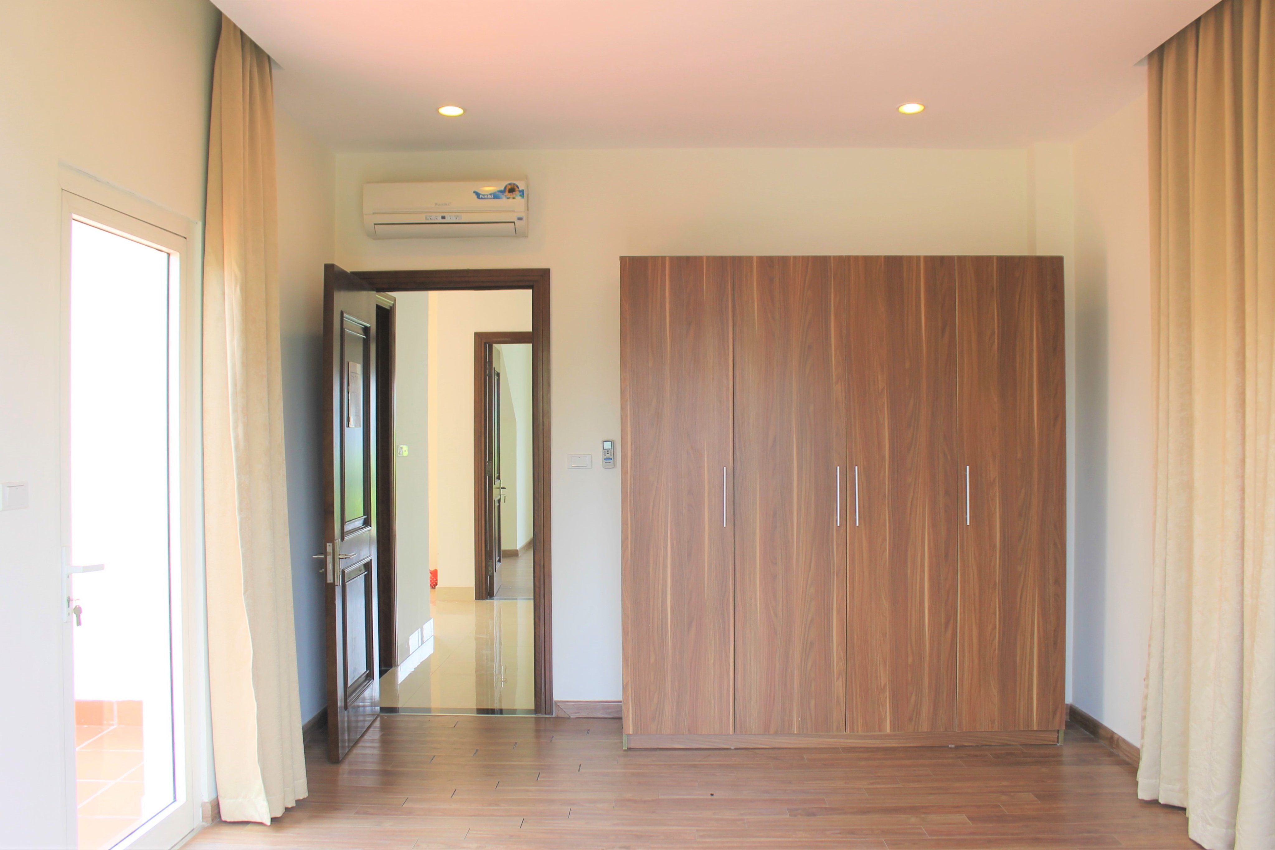A duplex villa for rent with superb view, close to Golf Course, BIS 9