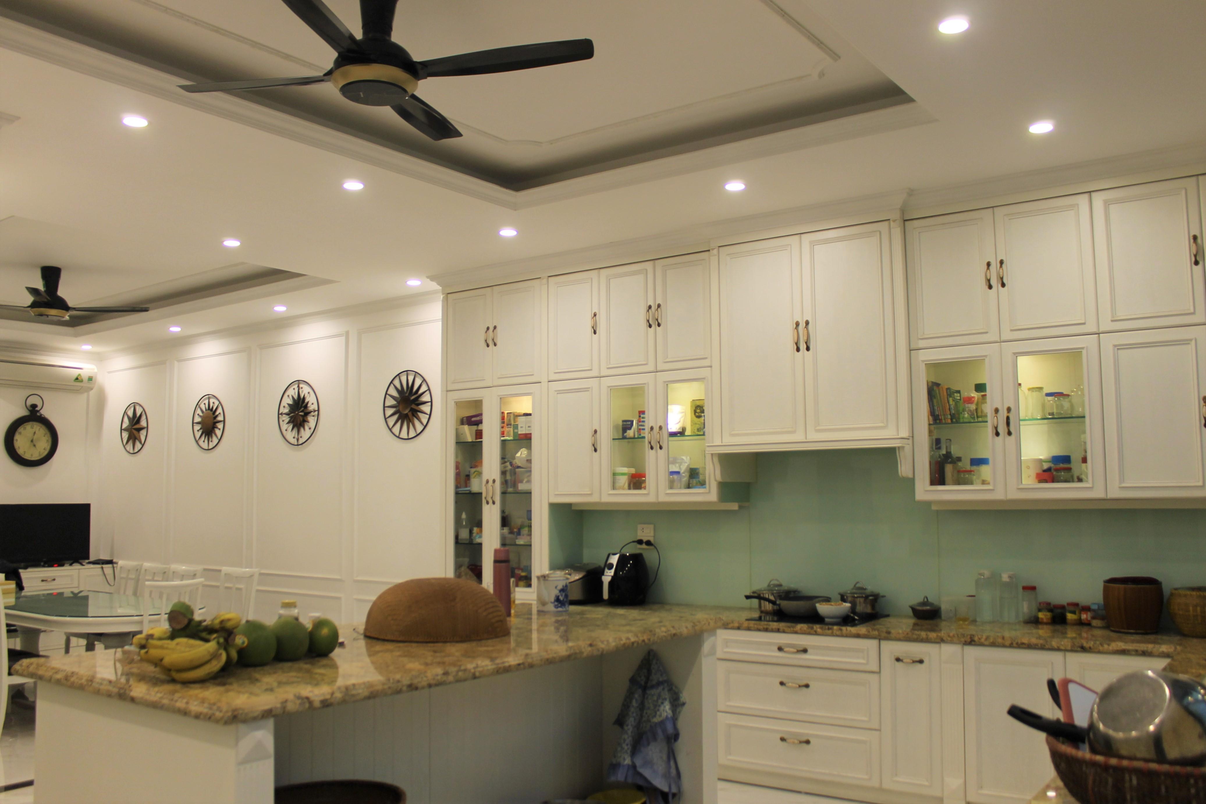 An Elegant Duplex Villa for rent with high-end furniture and elevator in Vinhomes The Harmony 4