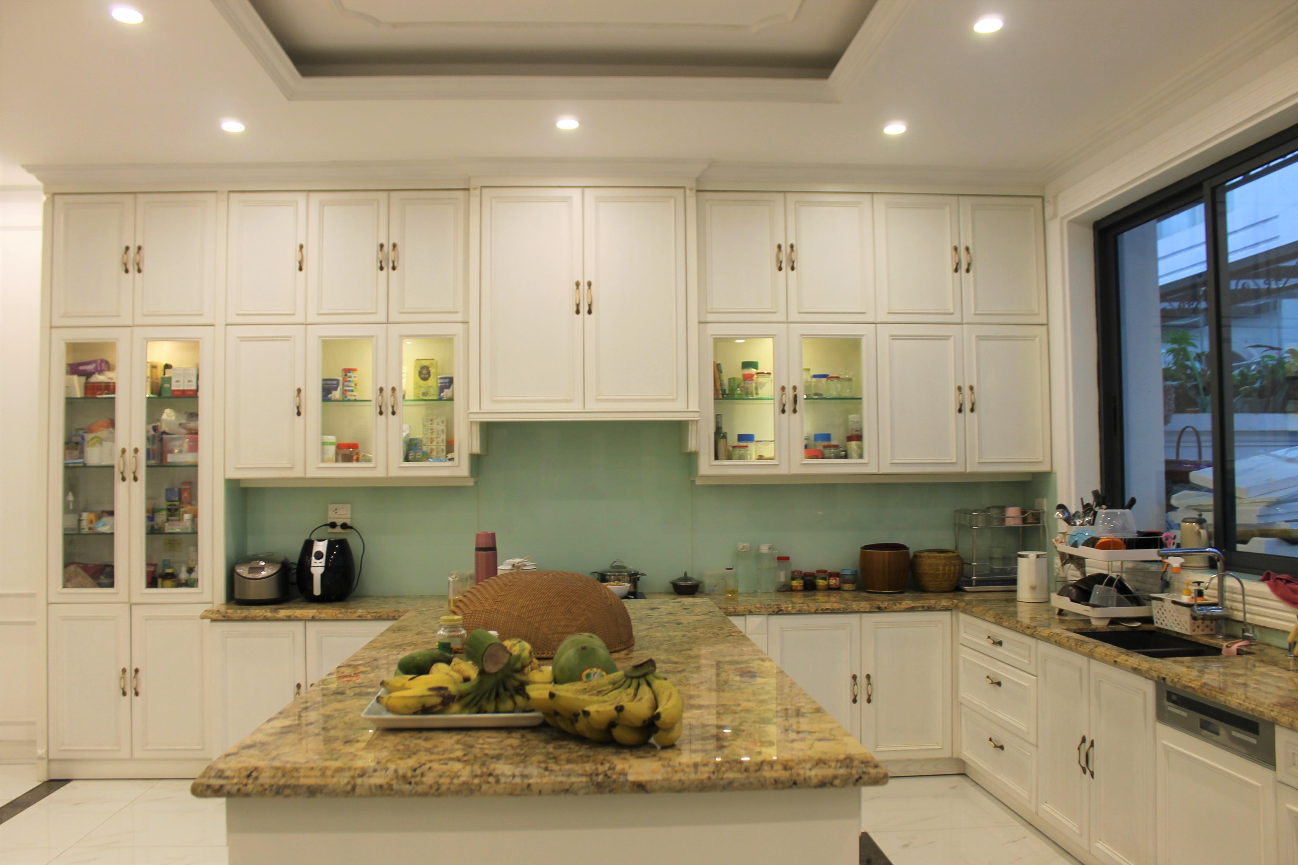 An Elegant Duplex Villa for rent with high-end furniture and elevator in Vinhomes The Harmony 6