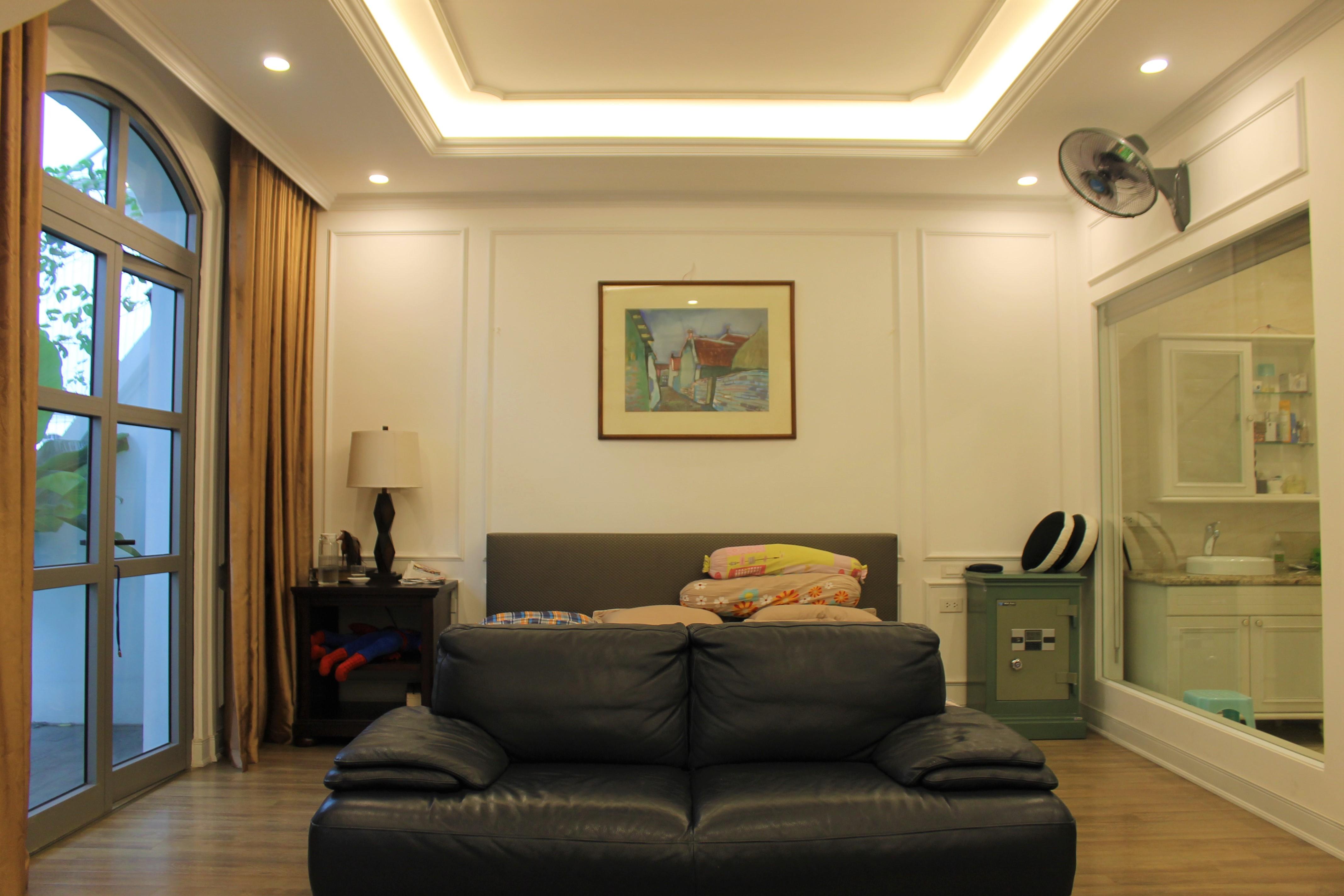 An Elegant Duplex Villa for rent with high-end furniture and elevator in Vinhomes The Harmony 7