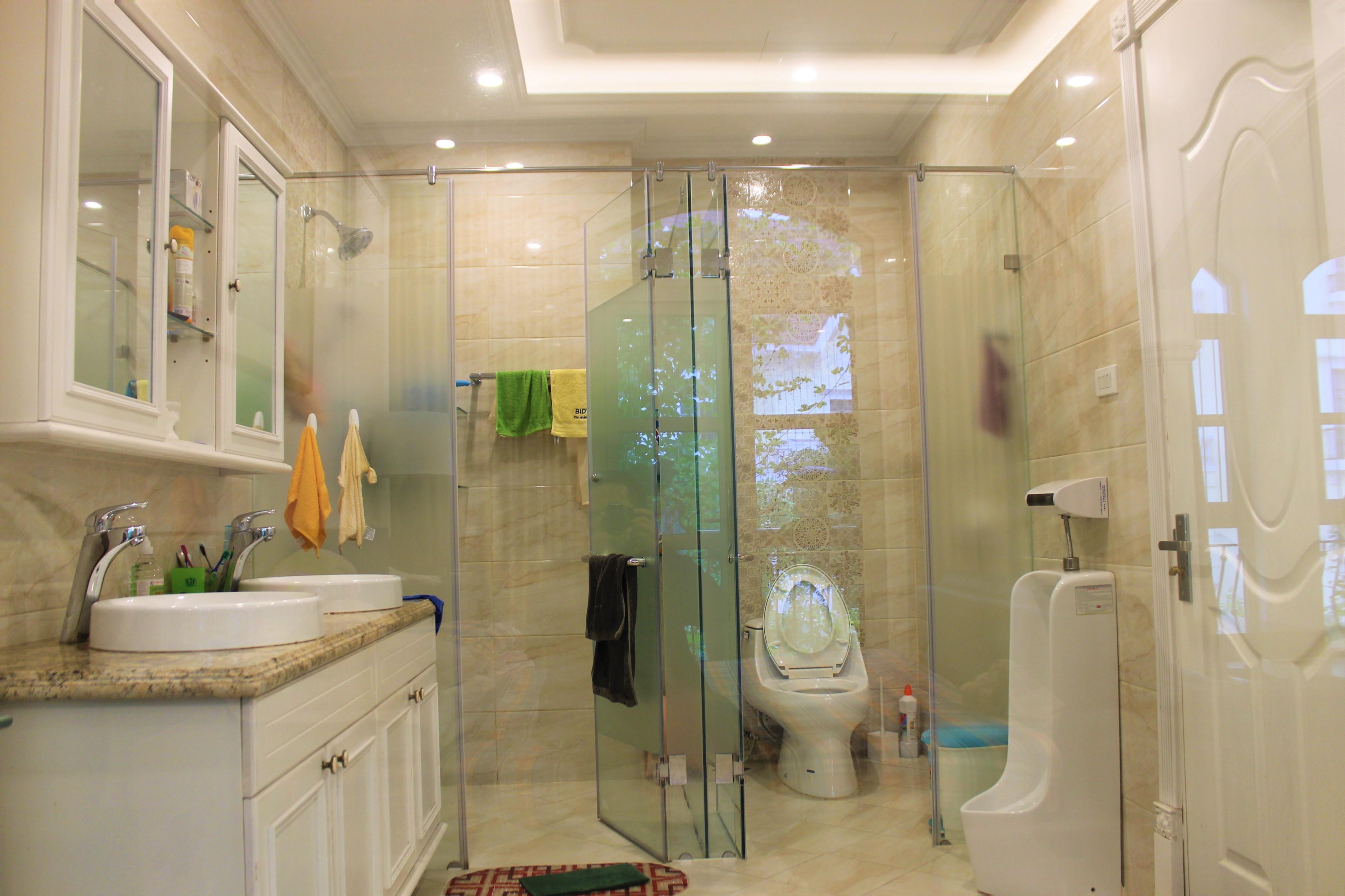 An Elegant Duplex Villa for rent with high-end furniture and elevator in Vinhomes The Harmony 9