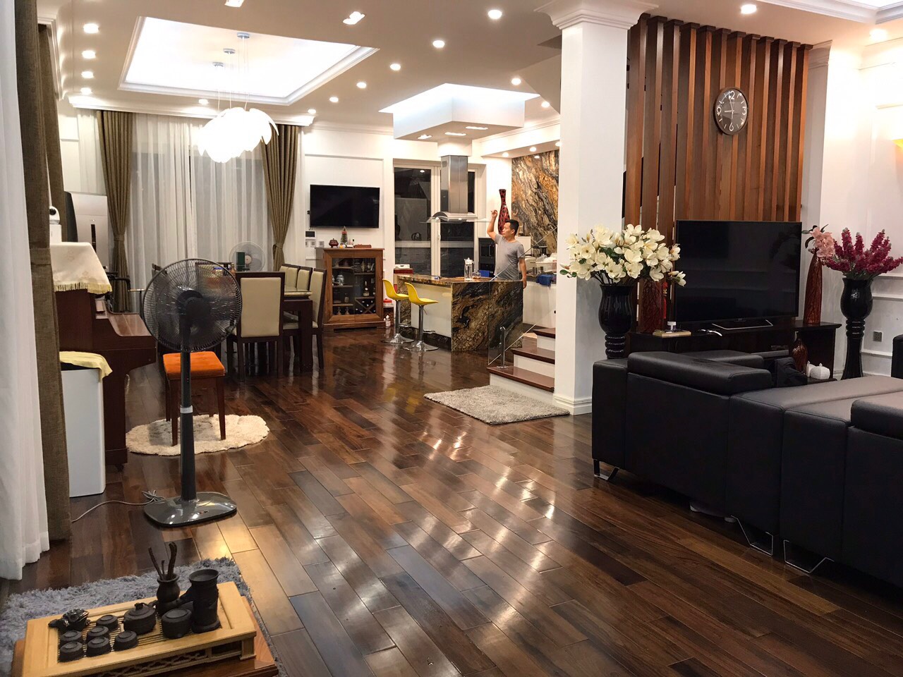 Anh Dao For Rent In Vinhomes Riverside Fully Furnished 5