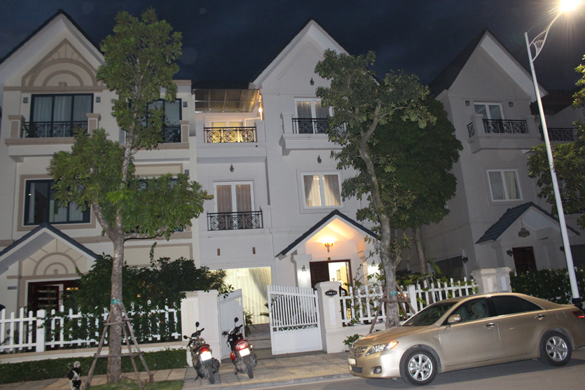 Anh Dao Villa For Rent Fully Furnished, Cheapest Villa In Vinhomes Riverside 2
