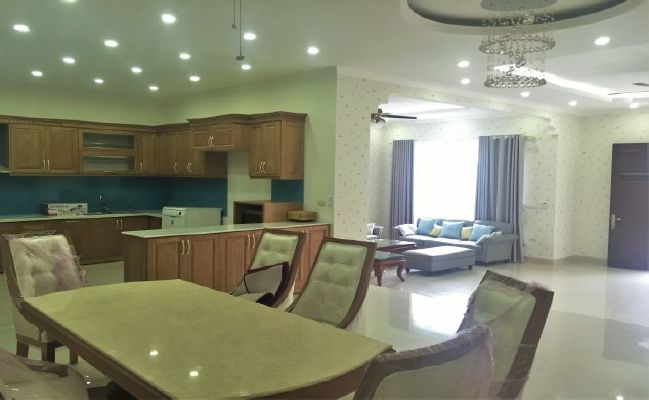 Anh Dao villa in Vinhomes Riverside for lease at 2000 USD 3
