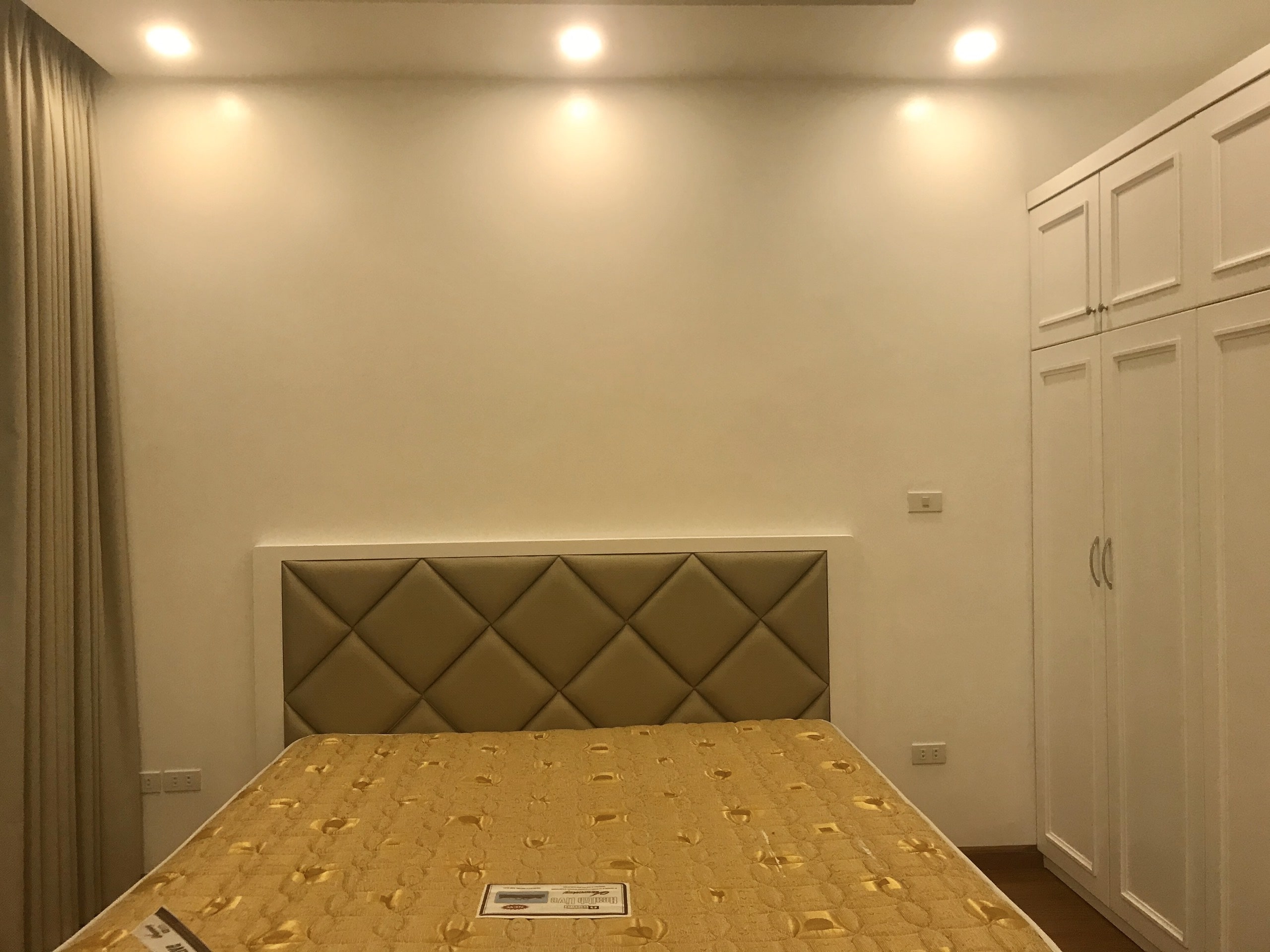 Anh Dao villas for rent in Vinhomes Riverside 7