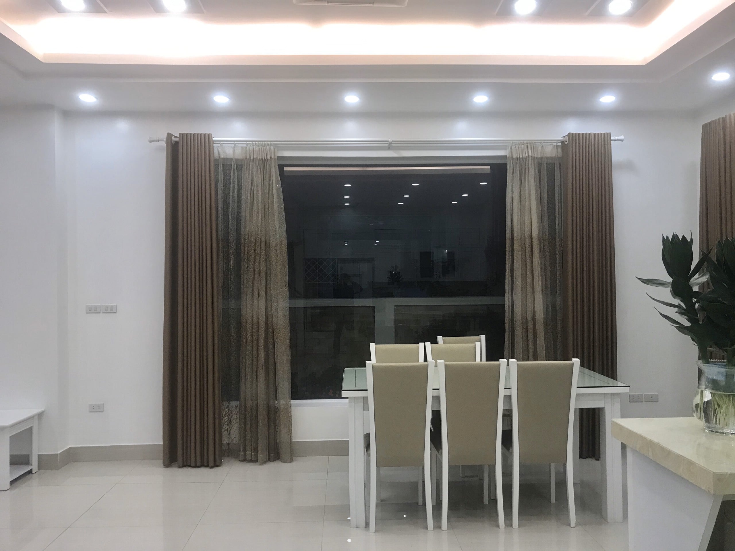 Anh Dao villas for rent in Vinhomes Riverside 11
