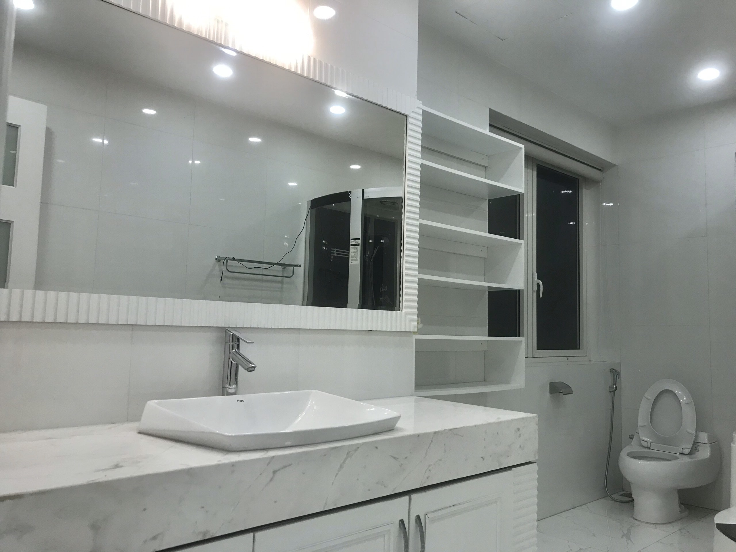 Anh Dao villas for rent in Vinhomes Riverside 14