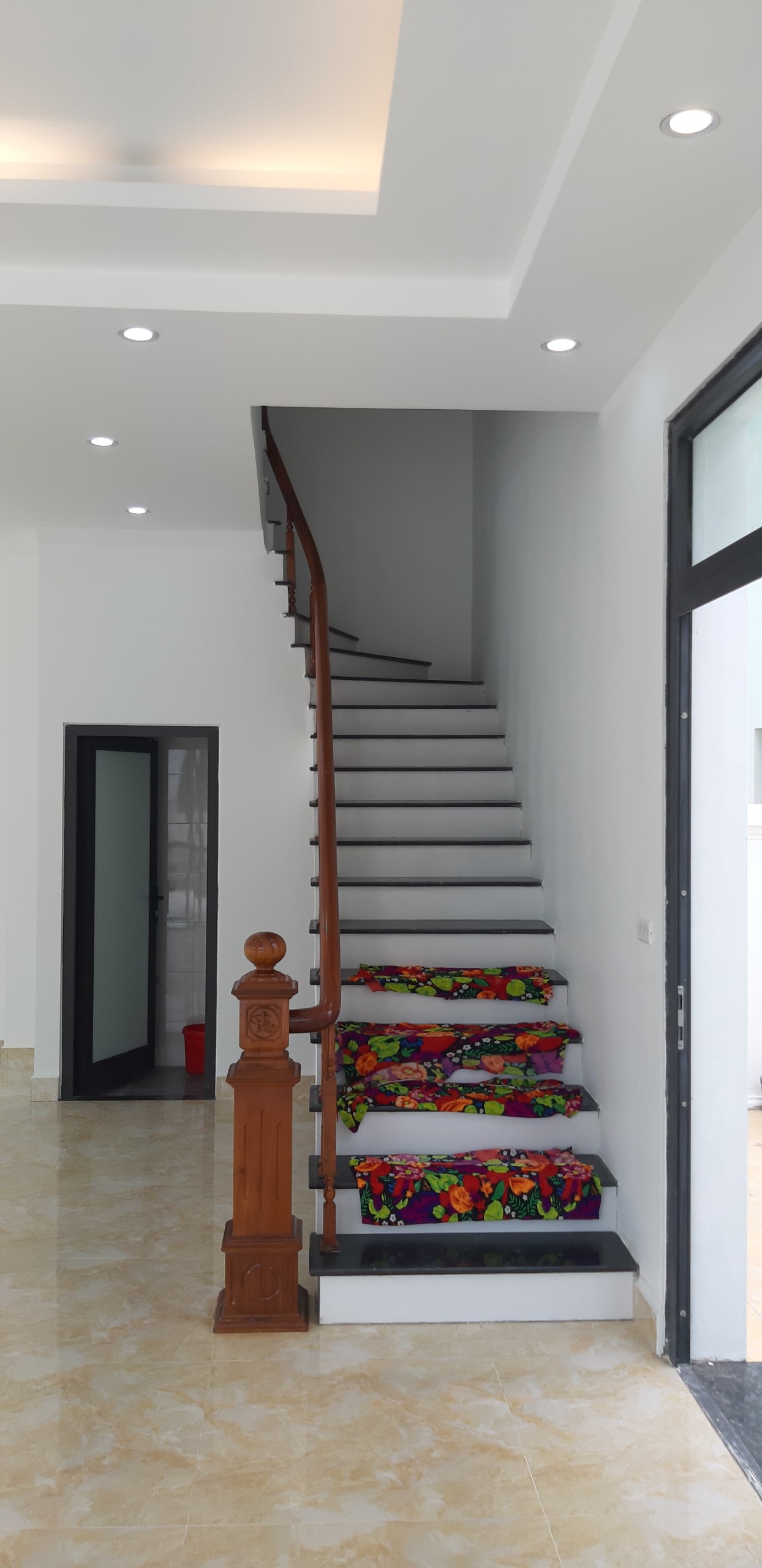 Basic Equipped Ngoc Trai Villas for rent in Vinhomes Ocean Park 1