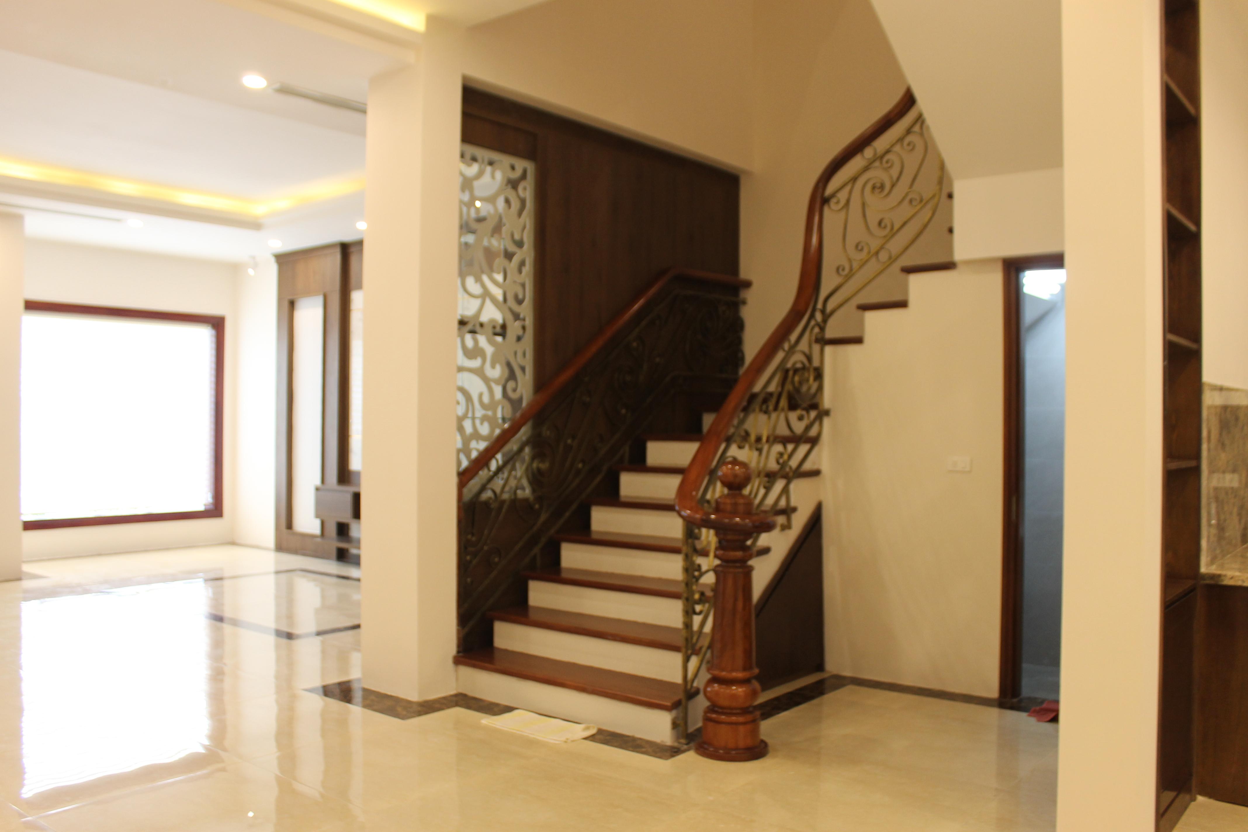 BRAND-NEW LOVELY HOUSE TO LET IN VINHOMES HARMONY 5