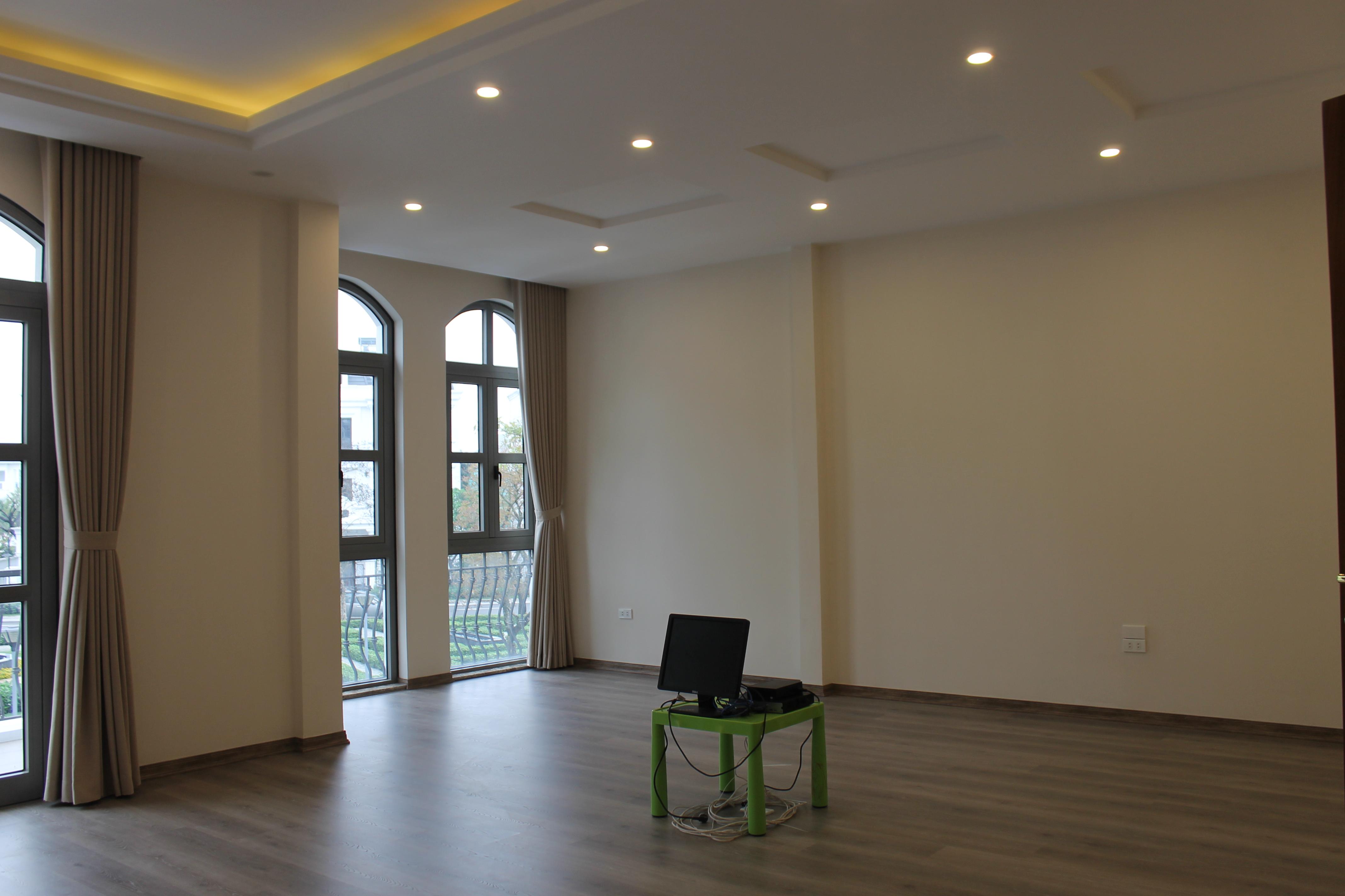 BRAND-NEW LOVELY HOUSE TO LET IN VINHOMES HARMONY 7