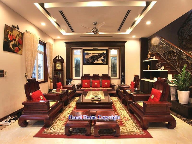 Classic style villa in Vinhomes Riverside for rent 4