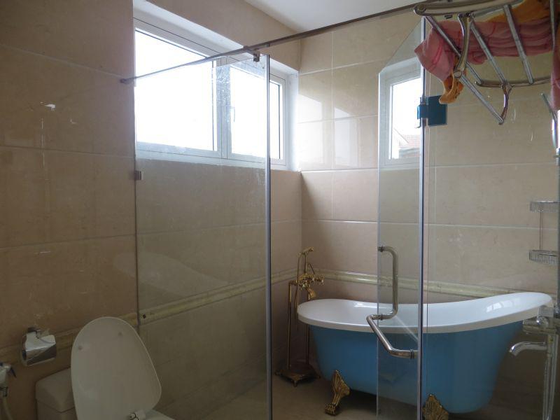 Classical detached Villa for rent at Vinhomes Riverside, Long Bien, Ha Noi 16