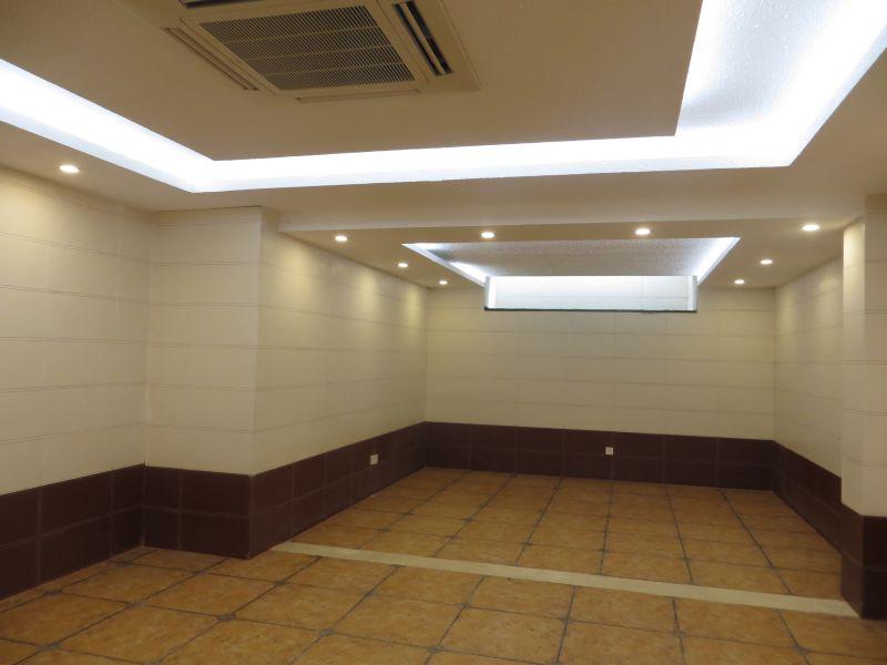 Classical detached Villa for rent at Vinhomes Riverside, Long Bien, Ha Noi 25