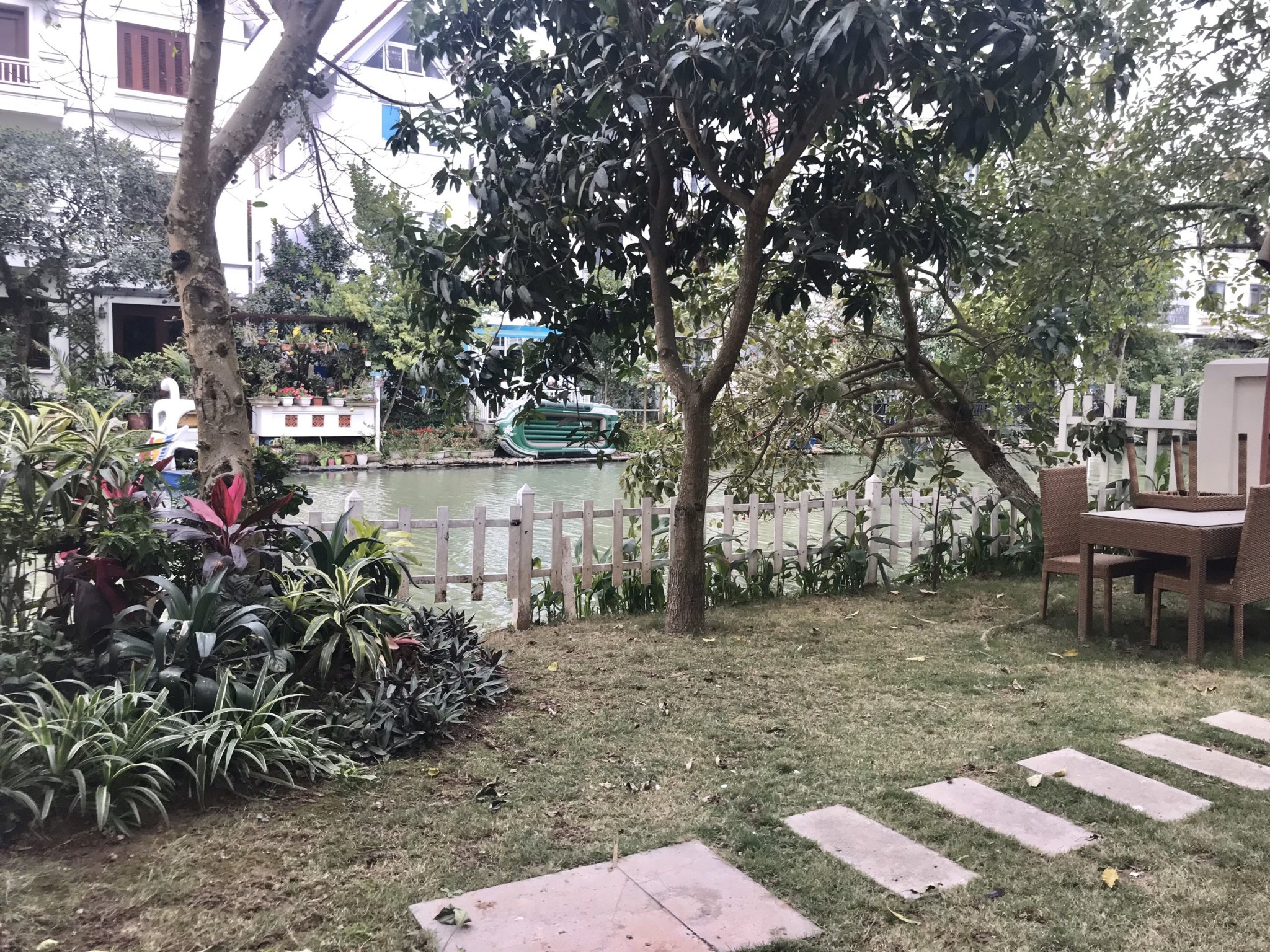 Comodious villas for rent in Hoa Sua 10 - Vinhomes Riverside 23