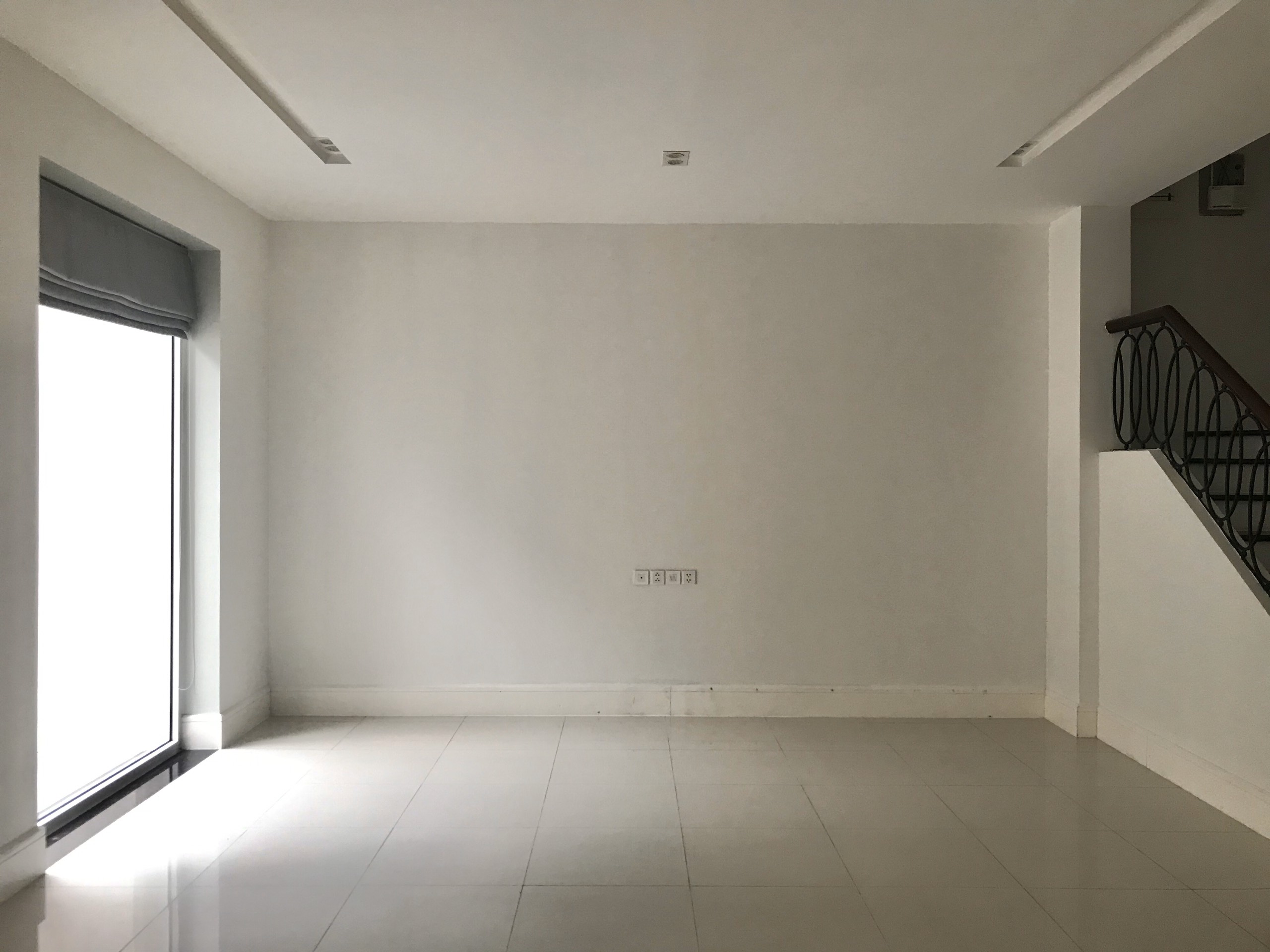 Comodious villas for rent in Hoa Sua 10 - Vinhomes Riverside 5