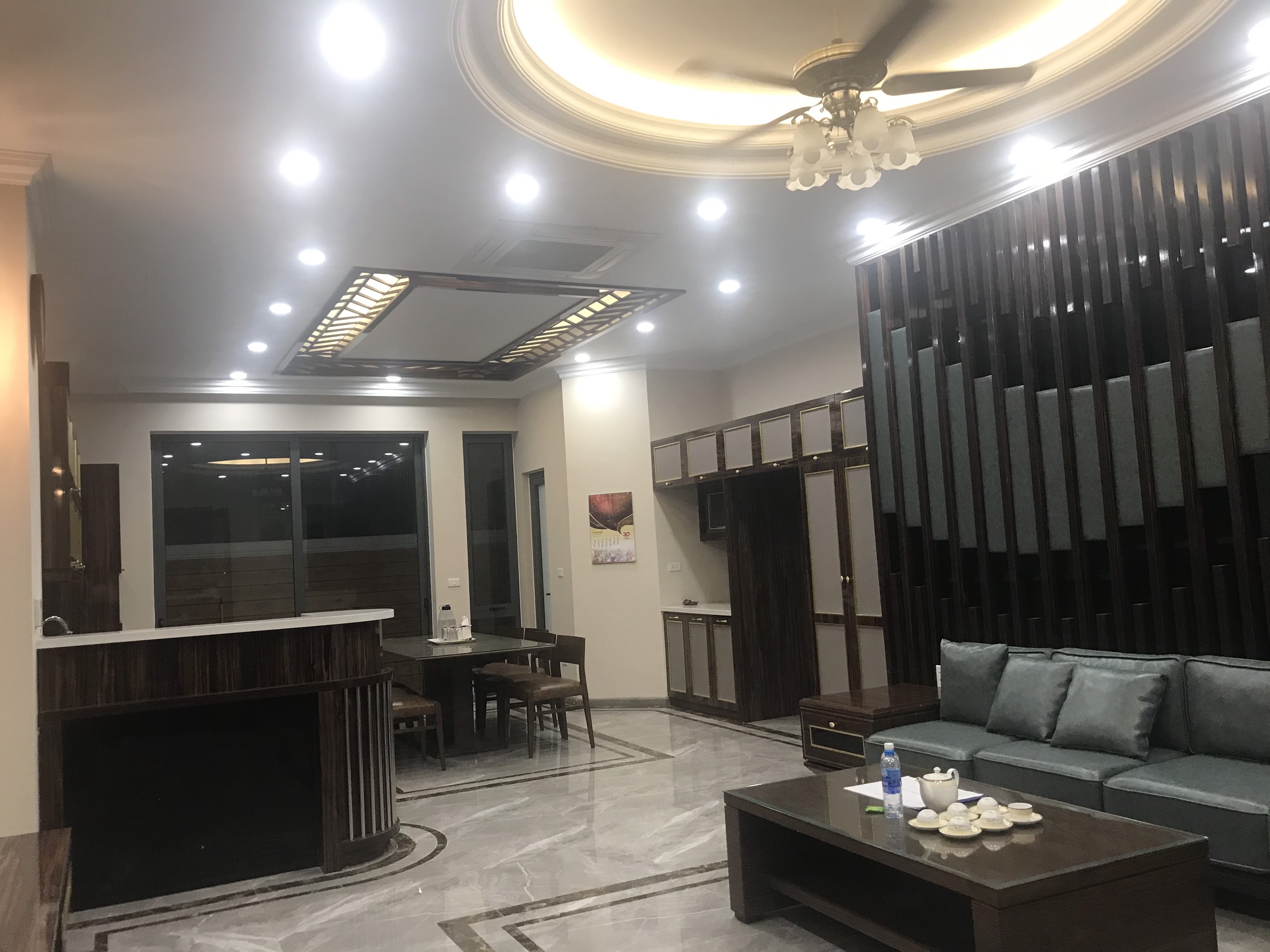 Cozy Adjacent Villas near Vinschool for rent in Vinhomes Riverside The Harmony 1