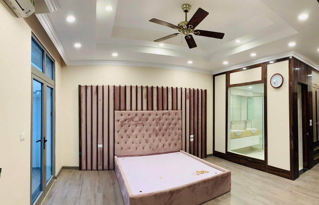 Cozy Adjacent Villas near Vinschool for rent in Vinhomes Riverside The Harmony 13