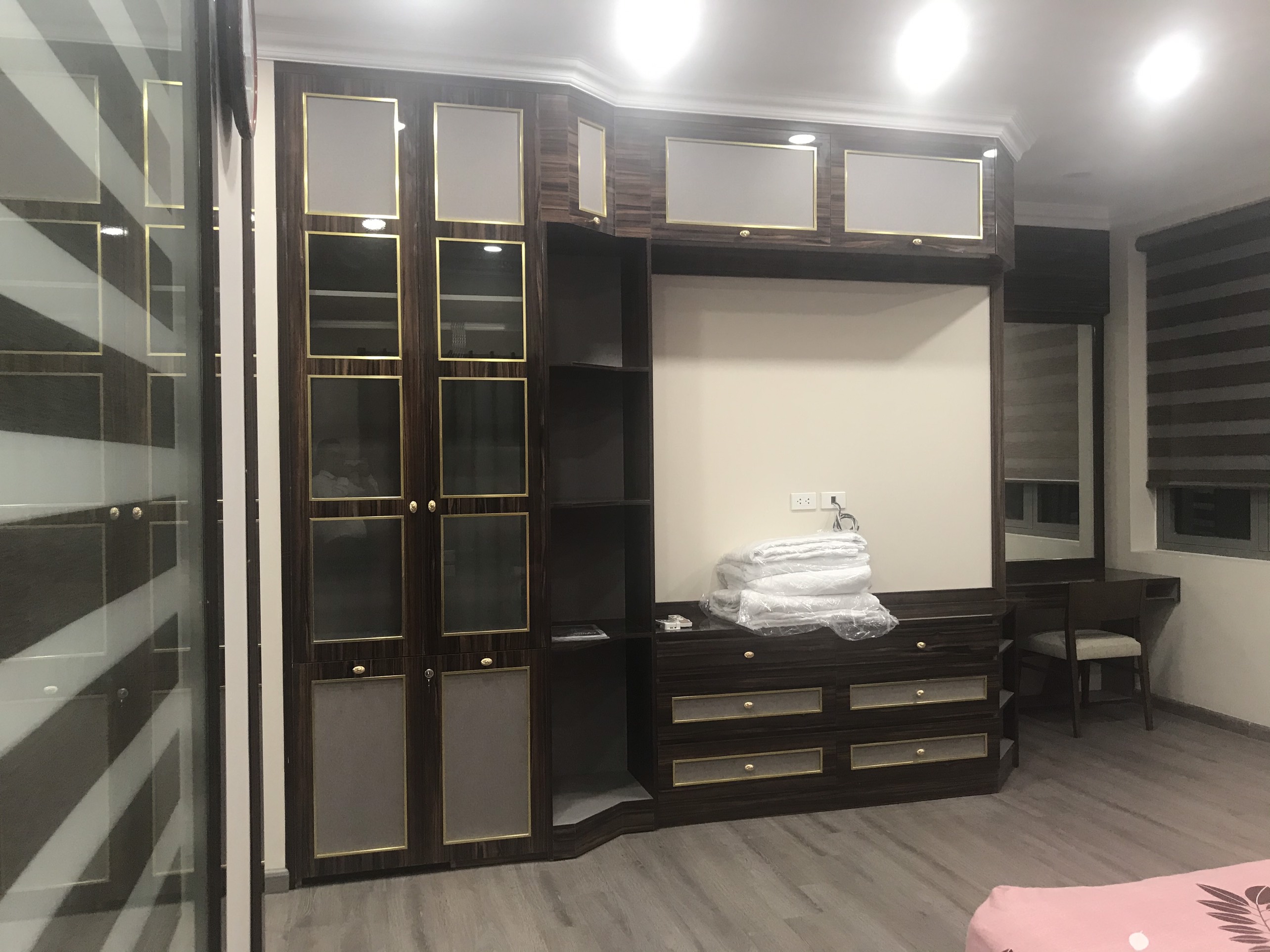 Cozy Adjacent Villas near Vinschool for rent in Vinhomes Riverside The Harmony 4