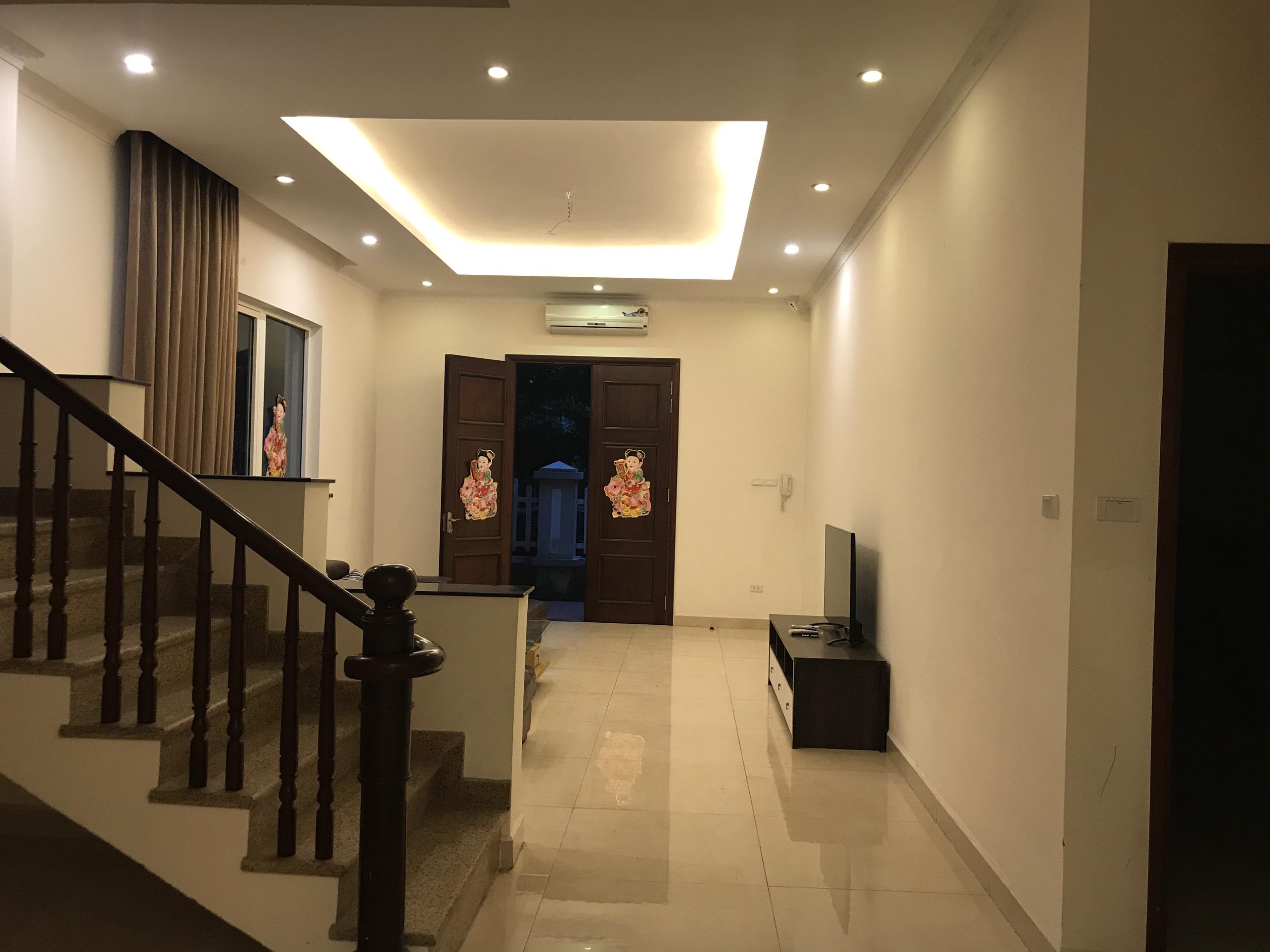Cozy Villas for rent in Hoa Phuong 01 - Vinhomes Riverside 10