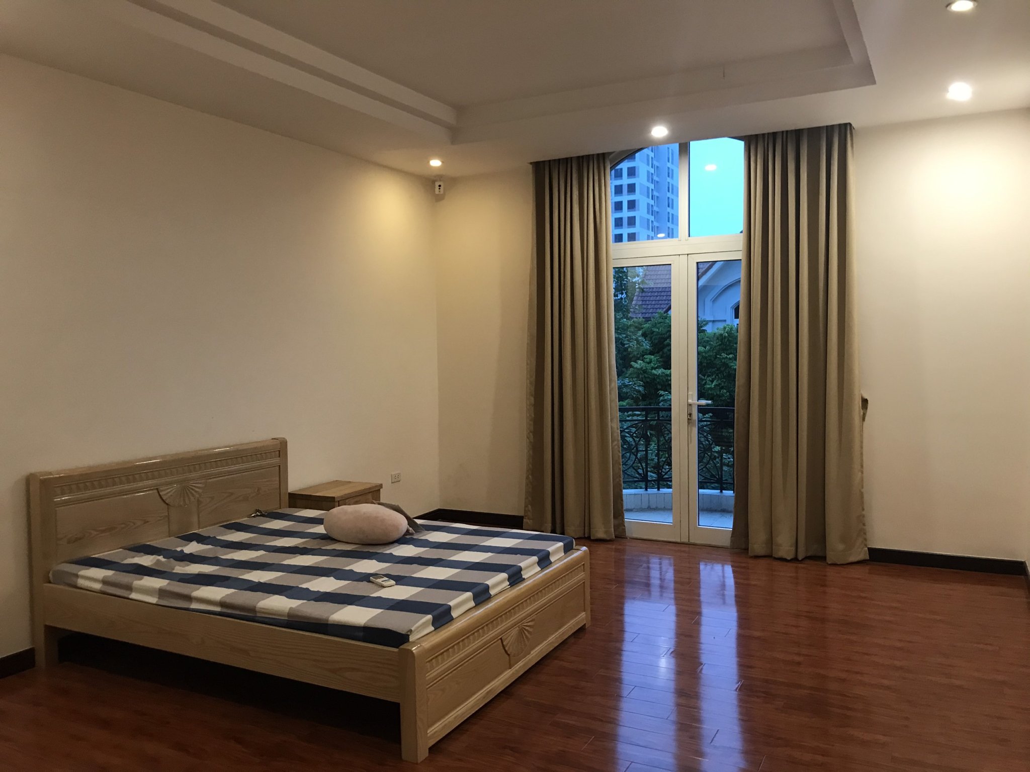 Cozy Villas for rent in Hoa Phuong 01 - Vinhomes Riverside 2
