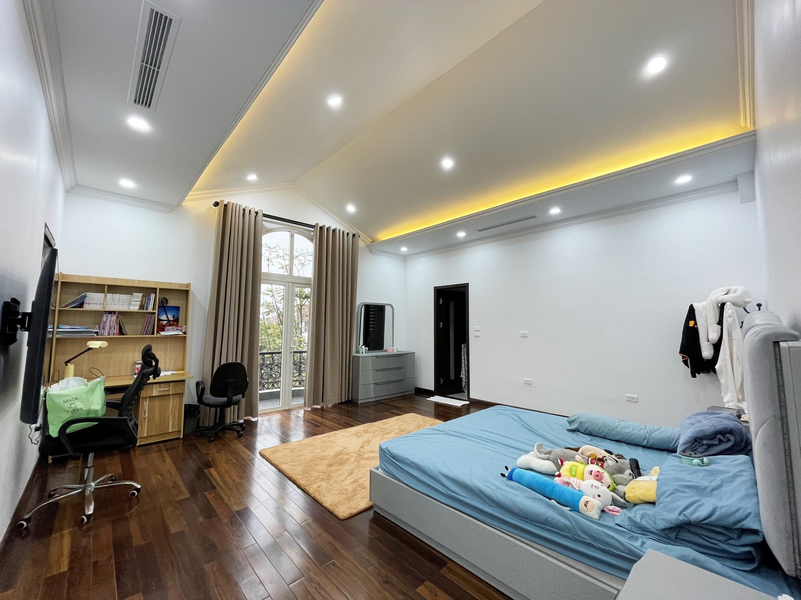 Detached house for sale in Vinhomes Riverside Hoa Lan 10