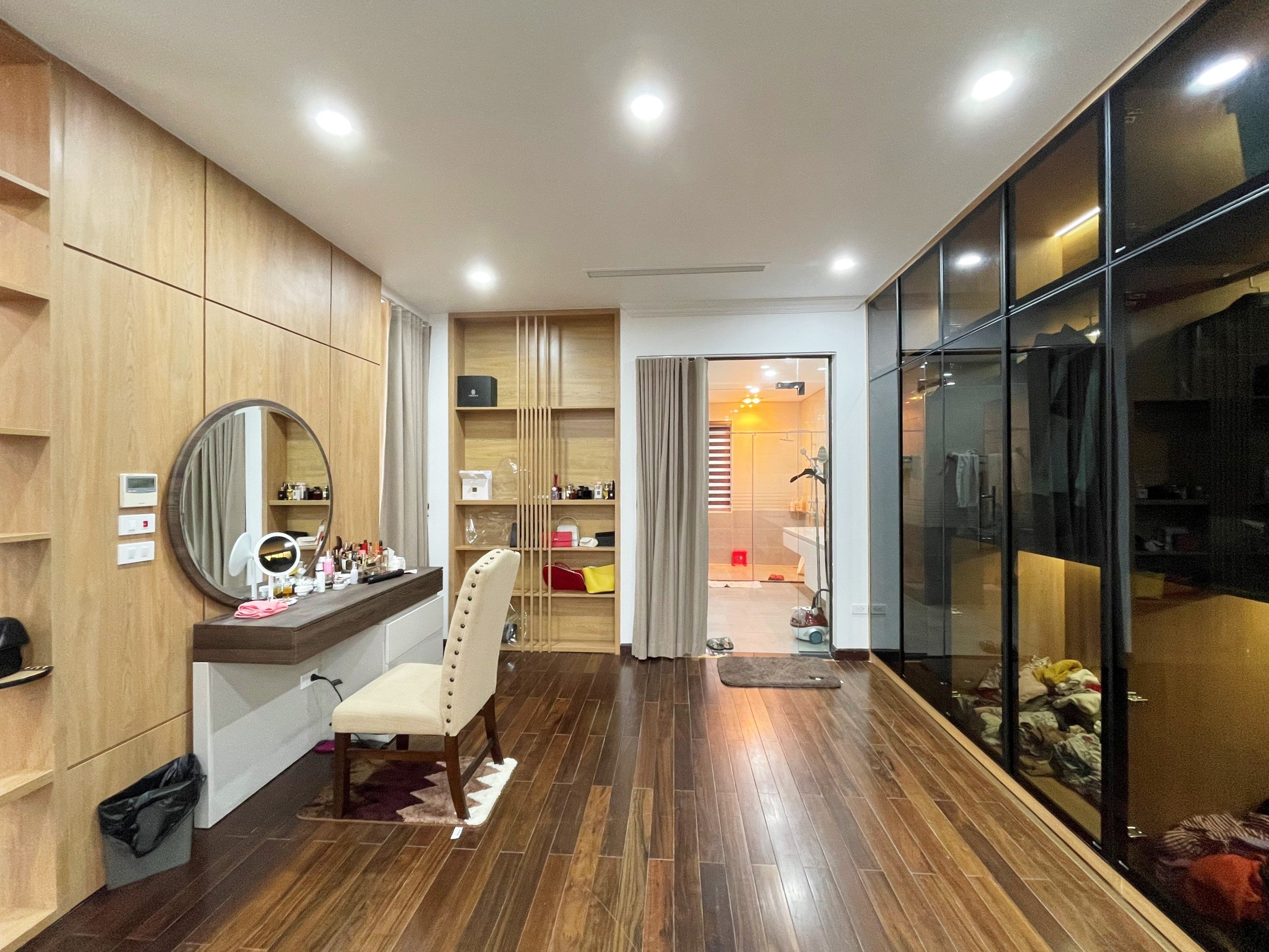 Detached house for sale in Vinhomes Riverside Hoa Lan 8