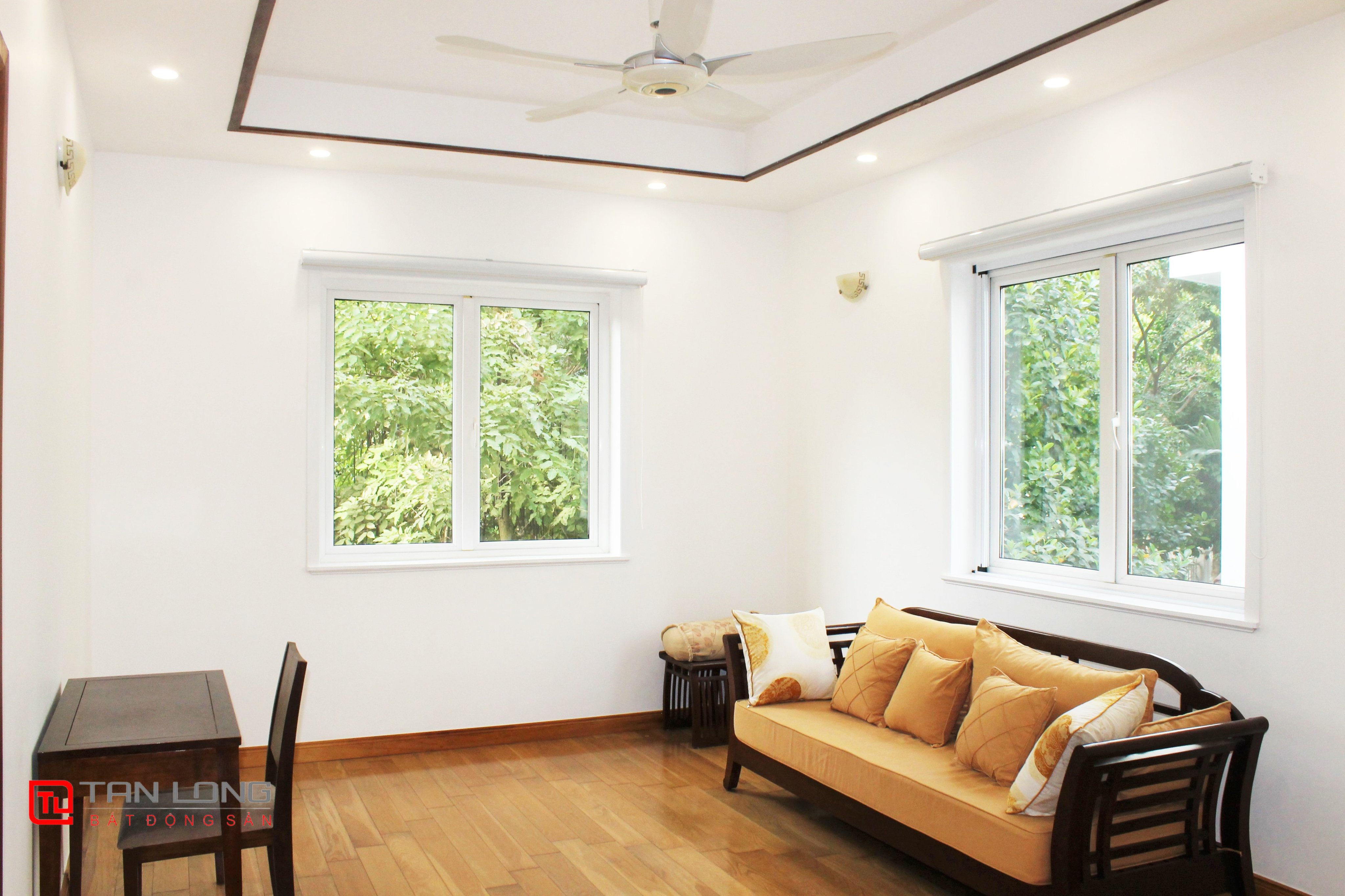 Duplex Villa for rent 225sqm in Vinhomes Riverside 6
