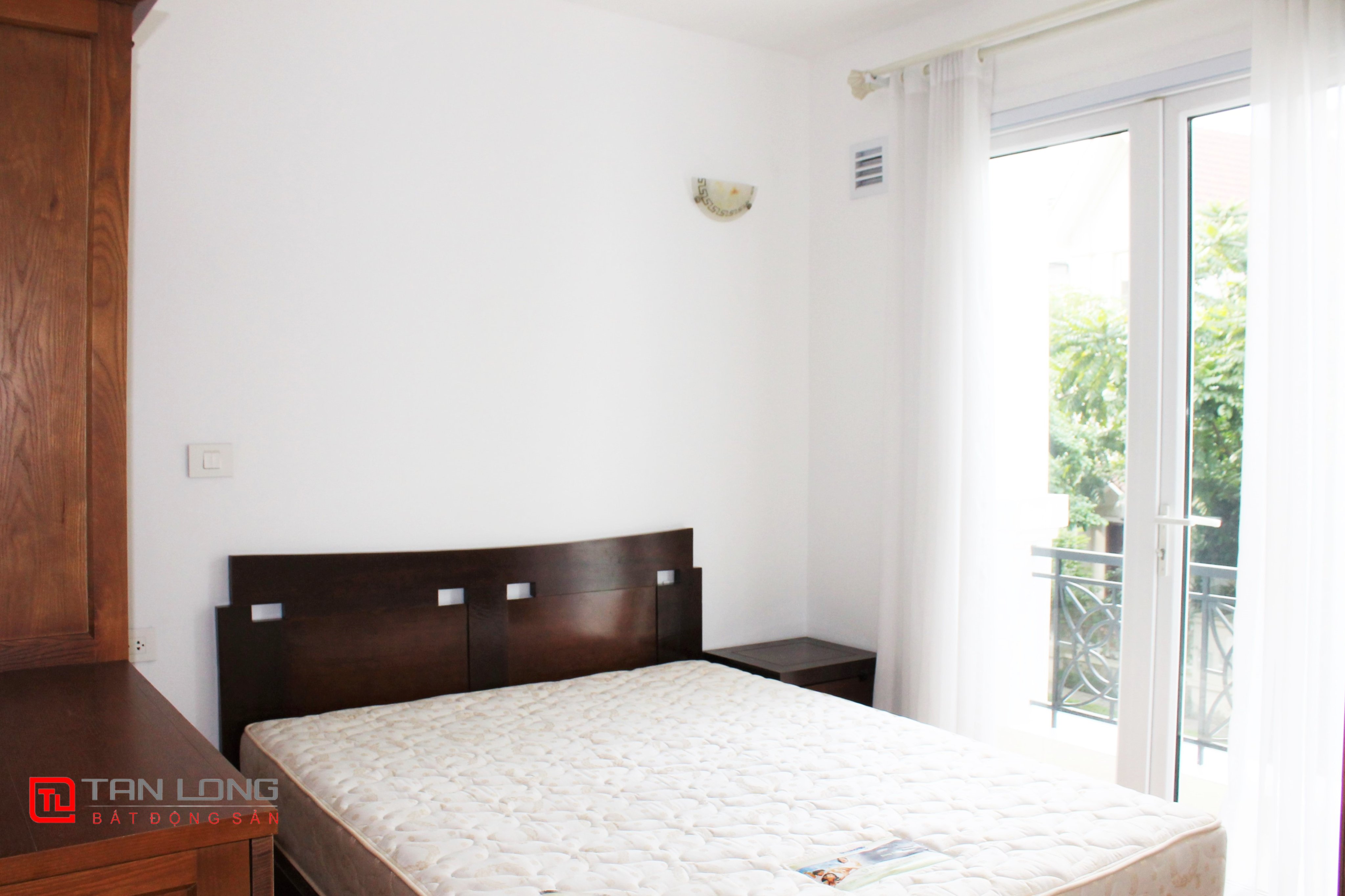 Duplex Villa for rent 225sqm in Vinhomes Riverside 7