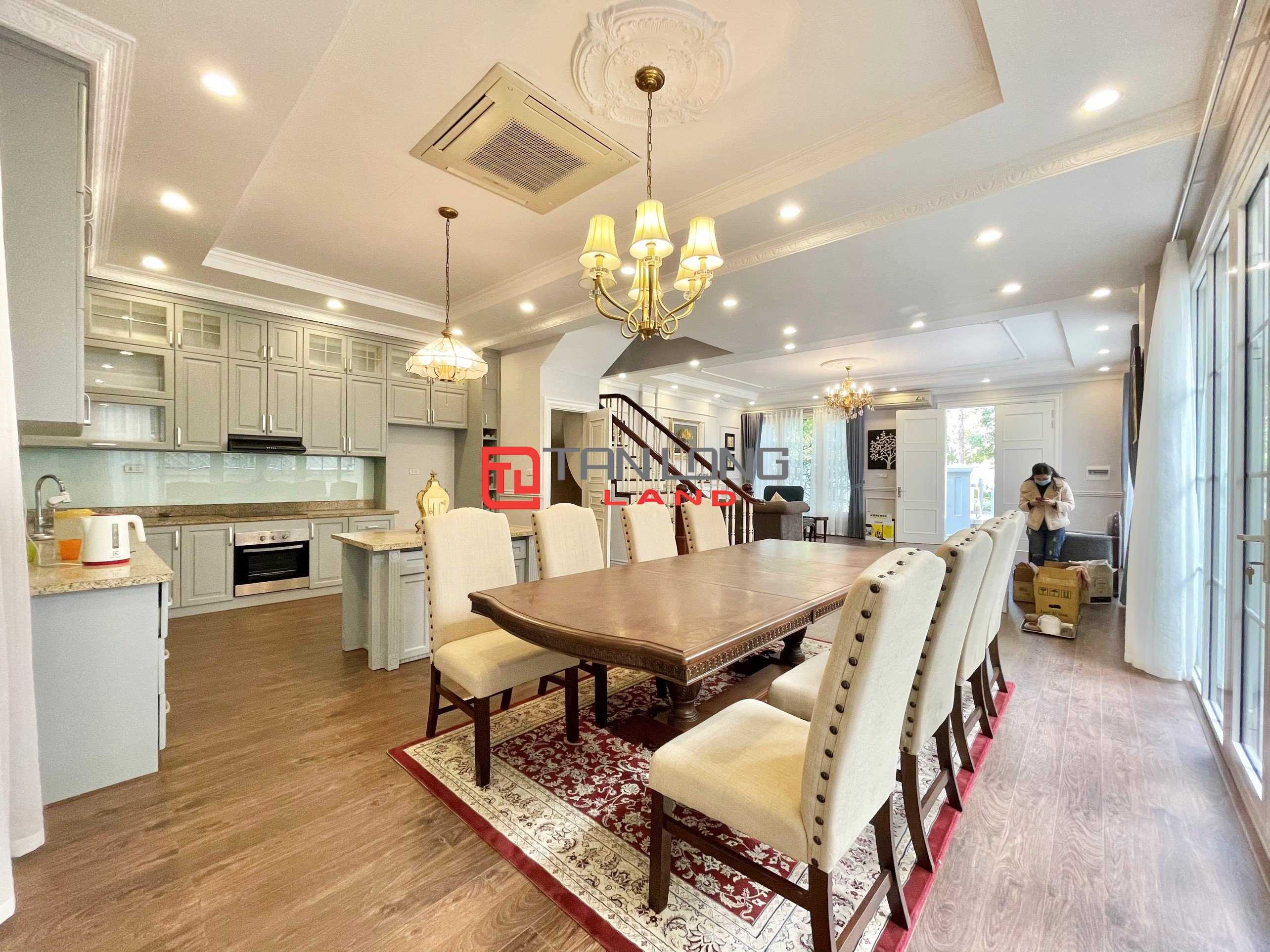Duplex Villa for rent in Anh Dao Sub-area near Vincom Shopping Center at Vinhomes Riverside Long Bien 4