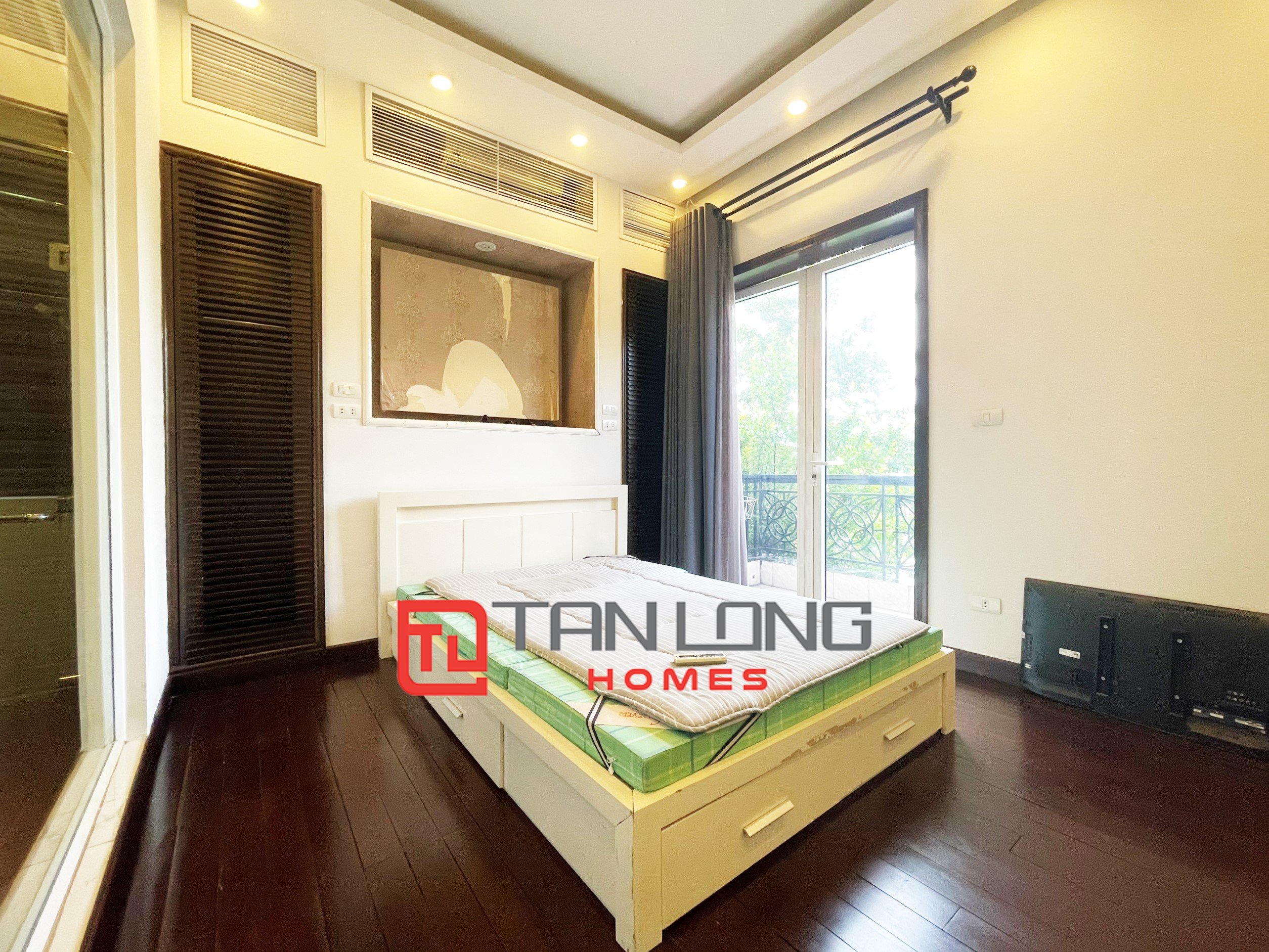 Duplex Villa for rent with full furniture at Vinhomes The Harmony 5