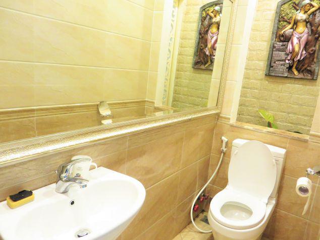 Elegant 4 bedroom villa for rent at Vinhomes Riverside 18